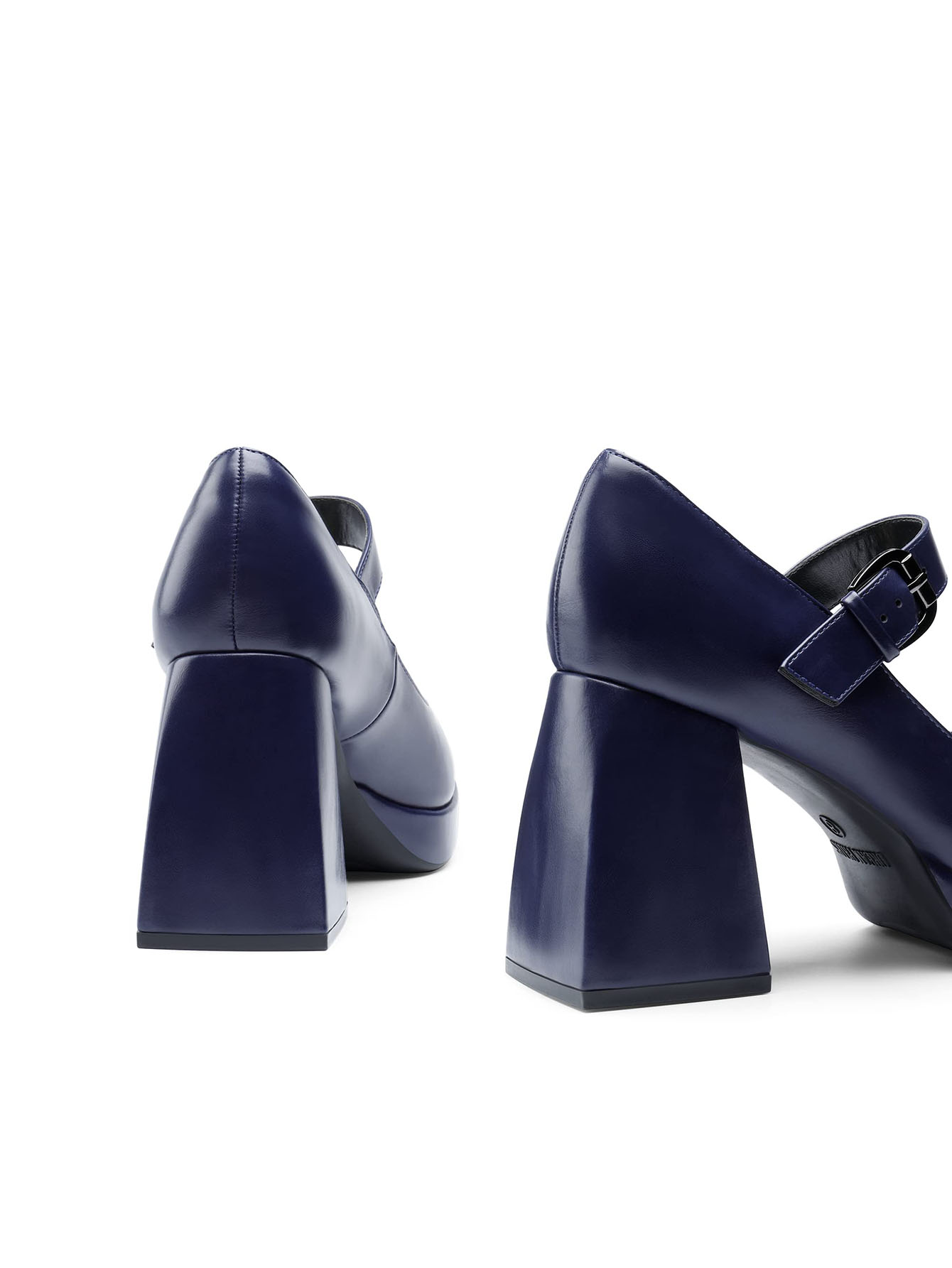 In Navy Blue Women Pumps