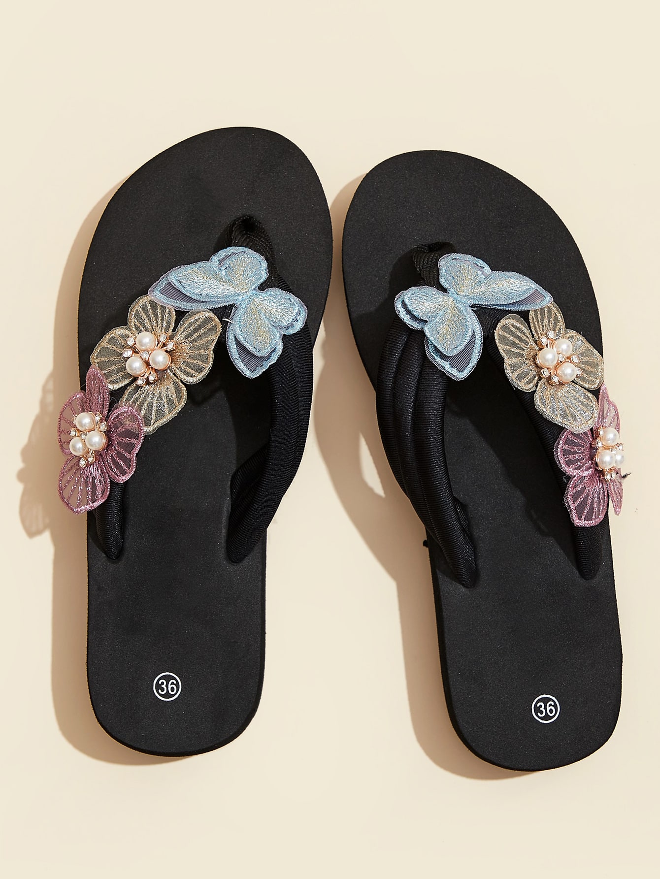 In Multicolor Women Flip-Flops