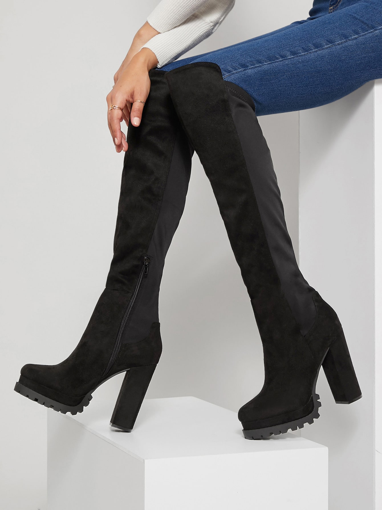 In Black Women Knee-High Boots