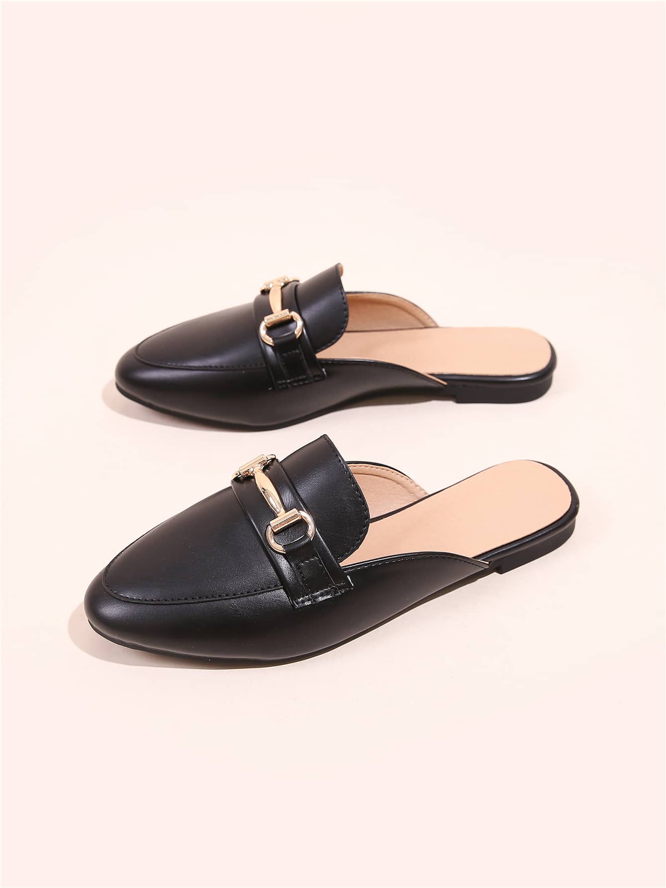 Women Flats