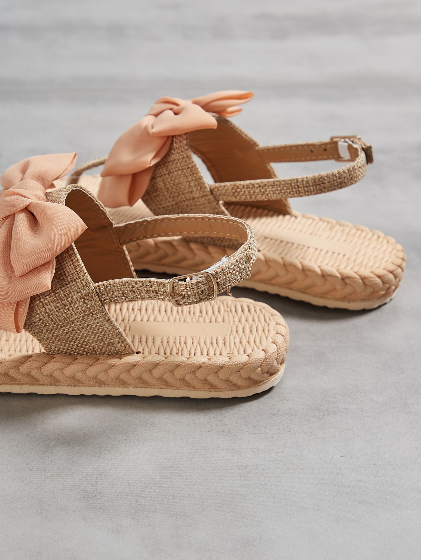 In Baby Pink Women Flat Sandals