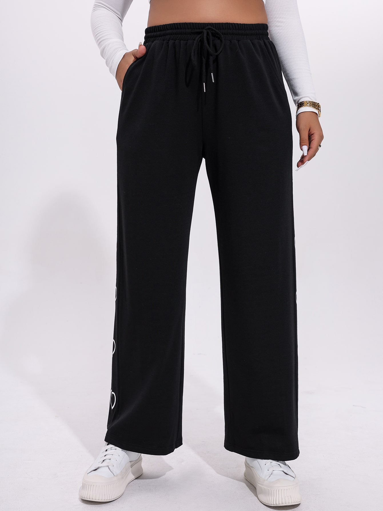 In Black Plus Size Sweatpants