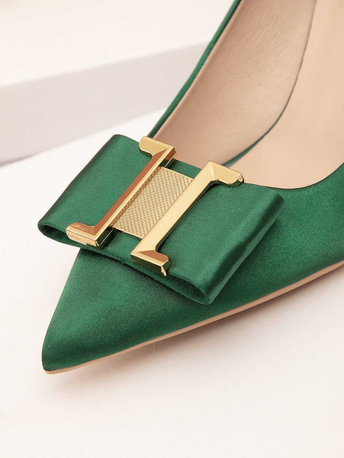 In Green Women Pumps