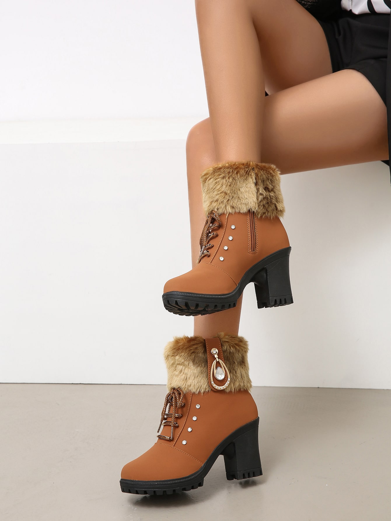 In Brown Women Ankle Boots & Booties