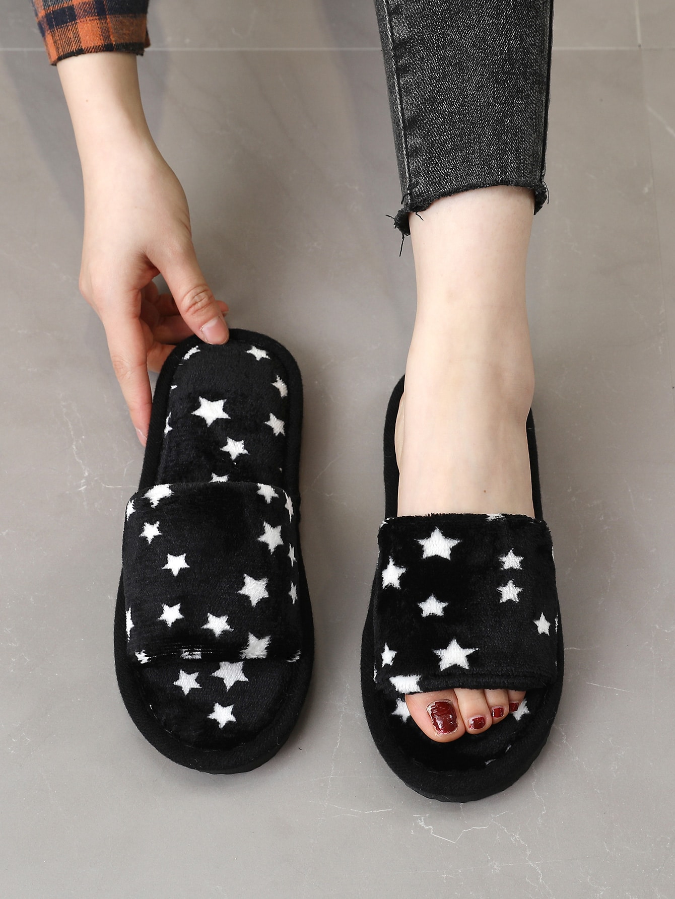 In Black Women Home Slippers