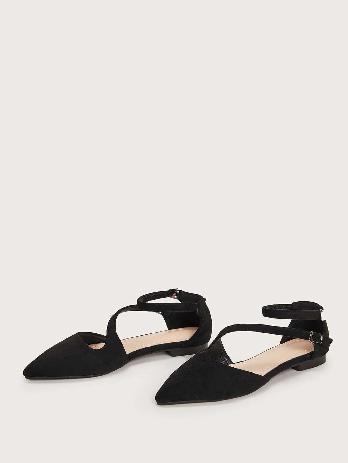 In Black Women Flats