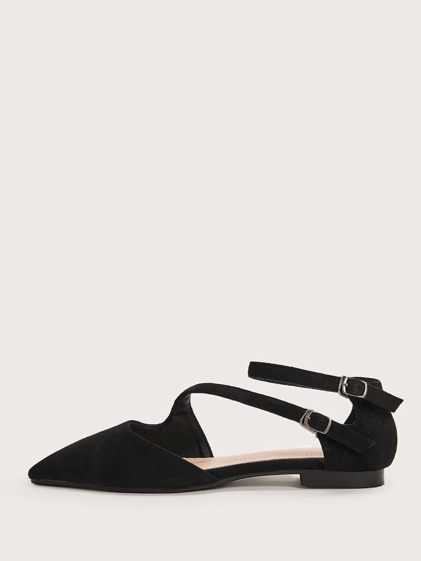 In Black Women Flats