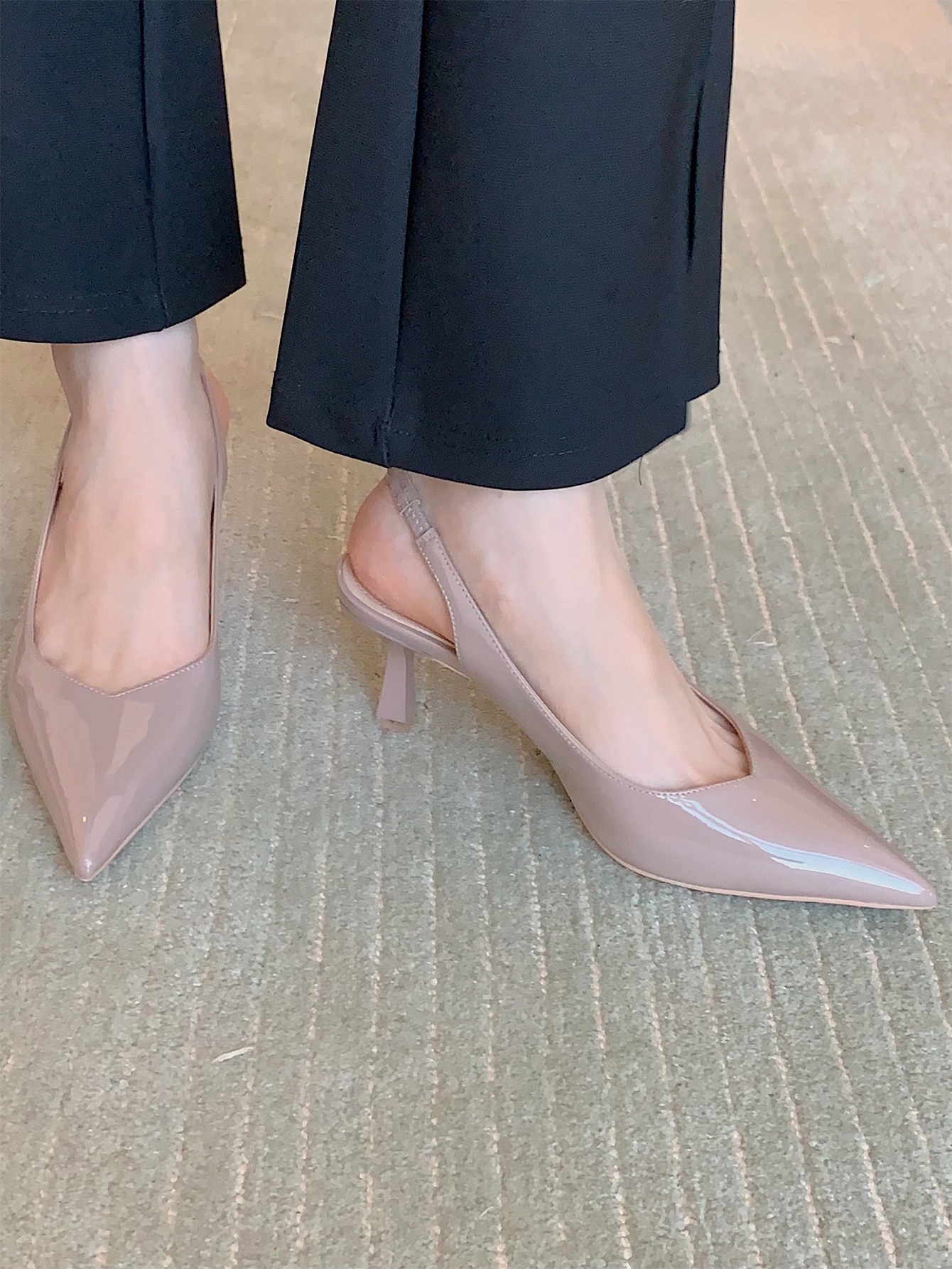 In Dusty Pink Women Pumps