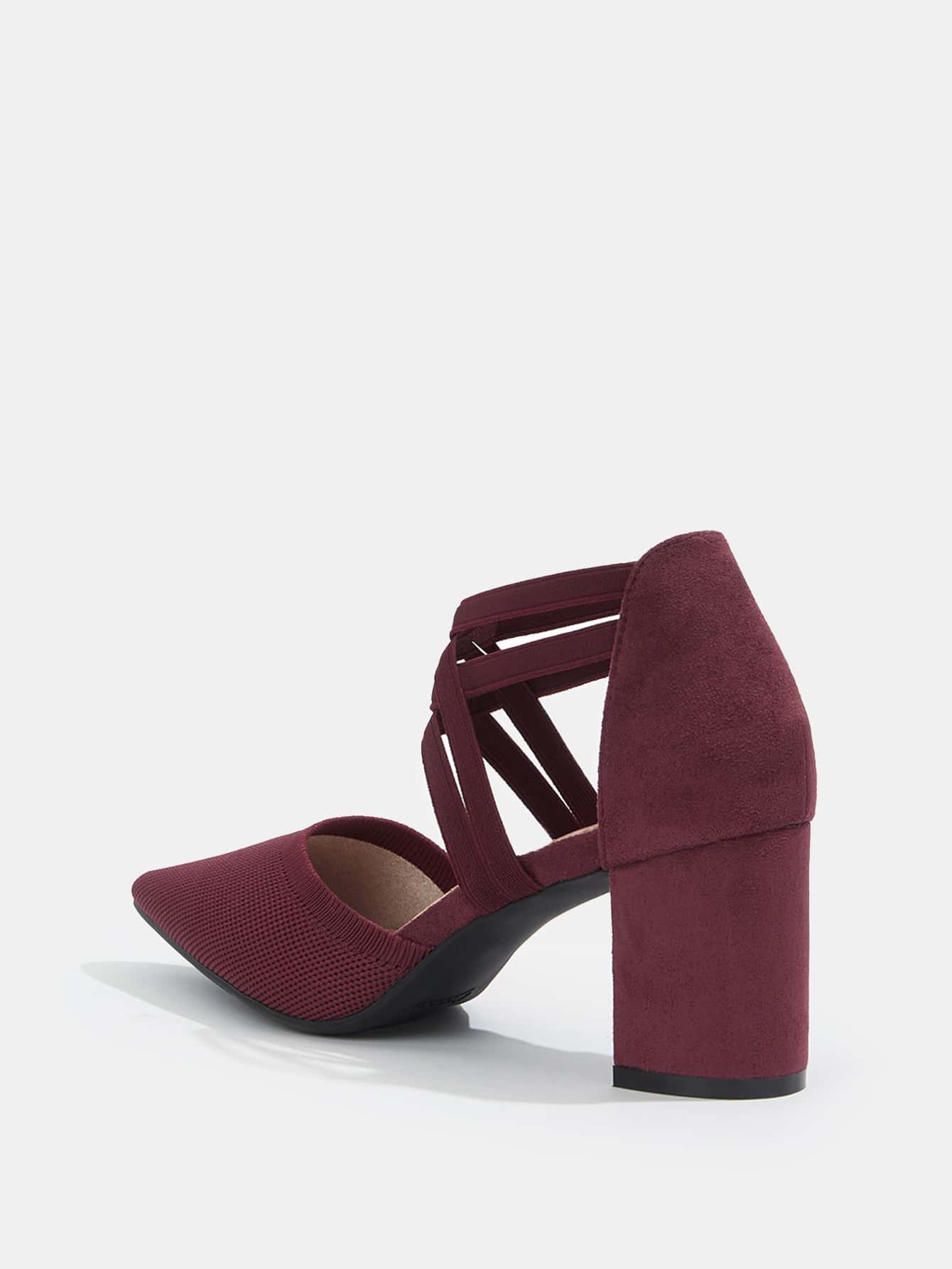 In Burgundy Women Pumps