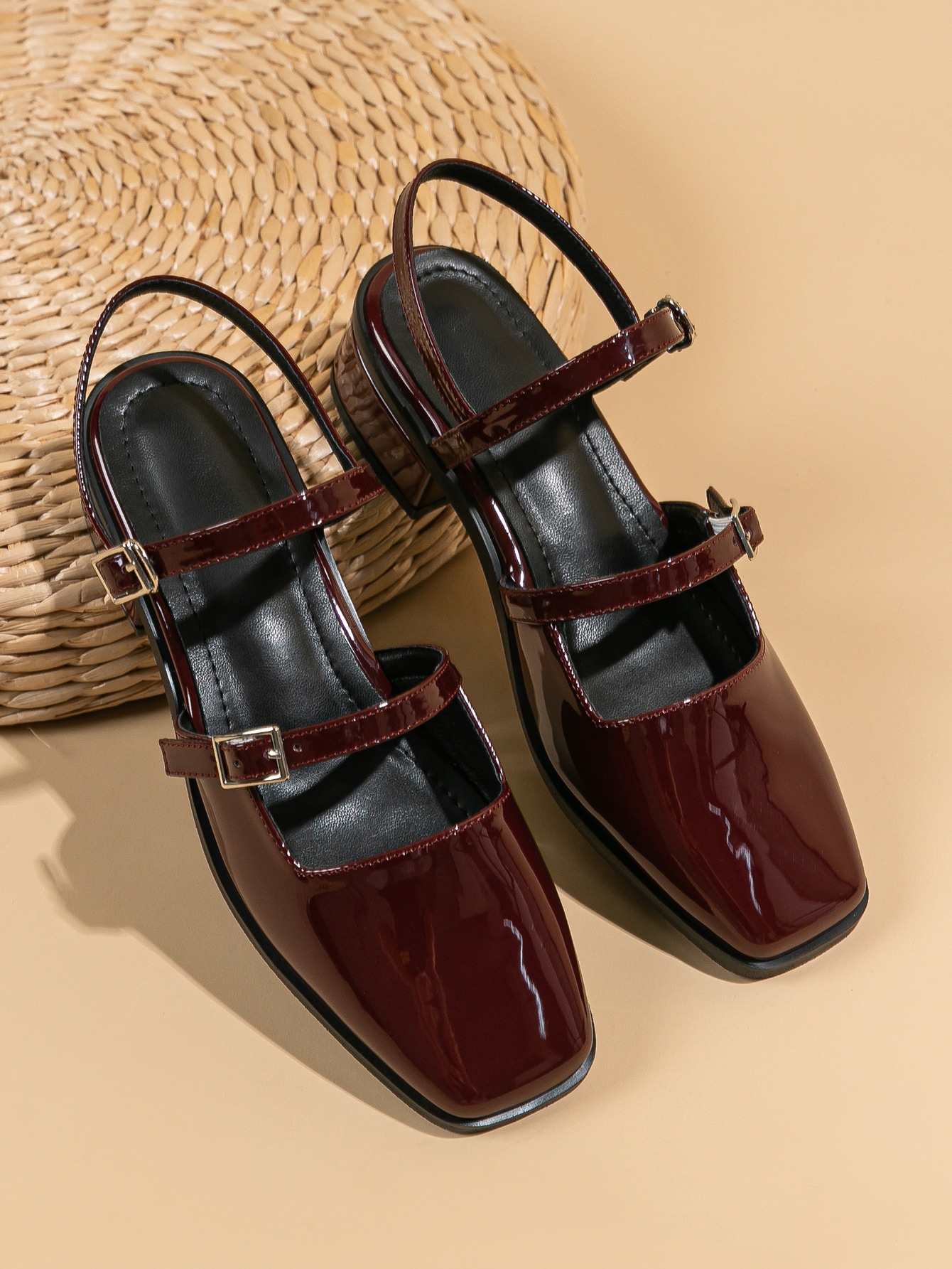 In Burgundy Women Pumps