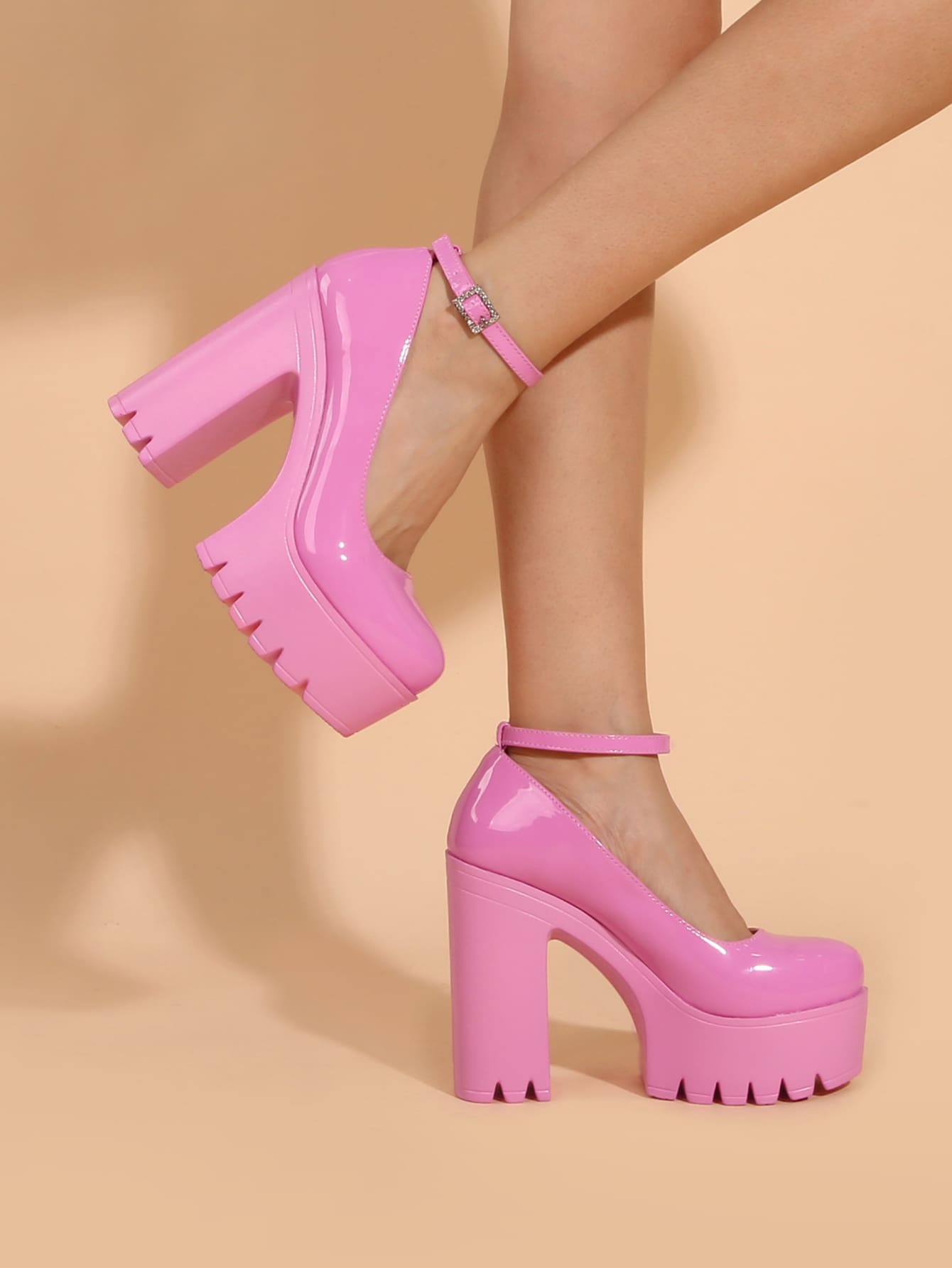 In Pink Women Pumps