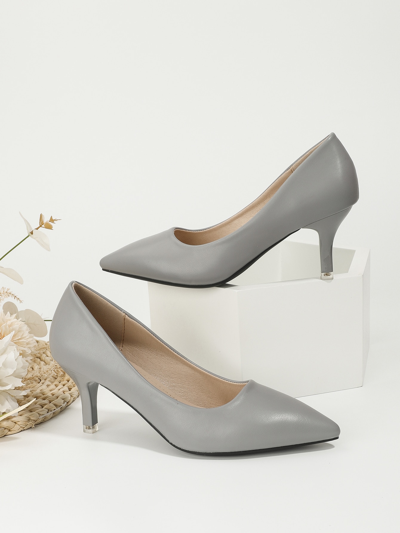 In Grey Women Pumps