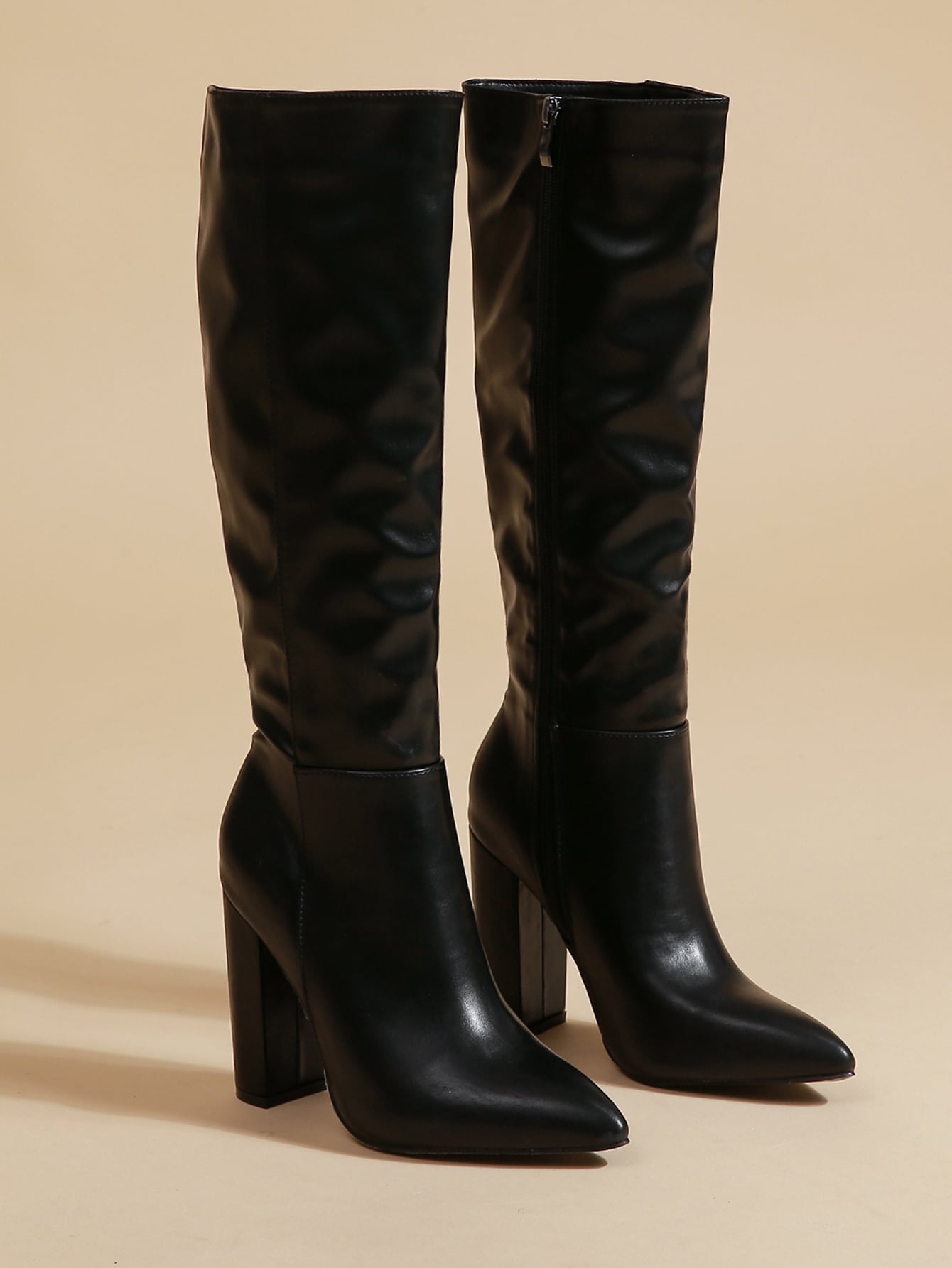 In Black Women Knee-High Boots