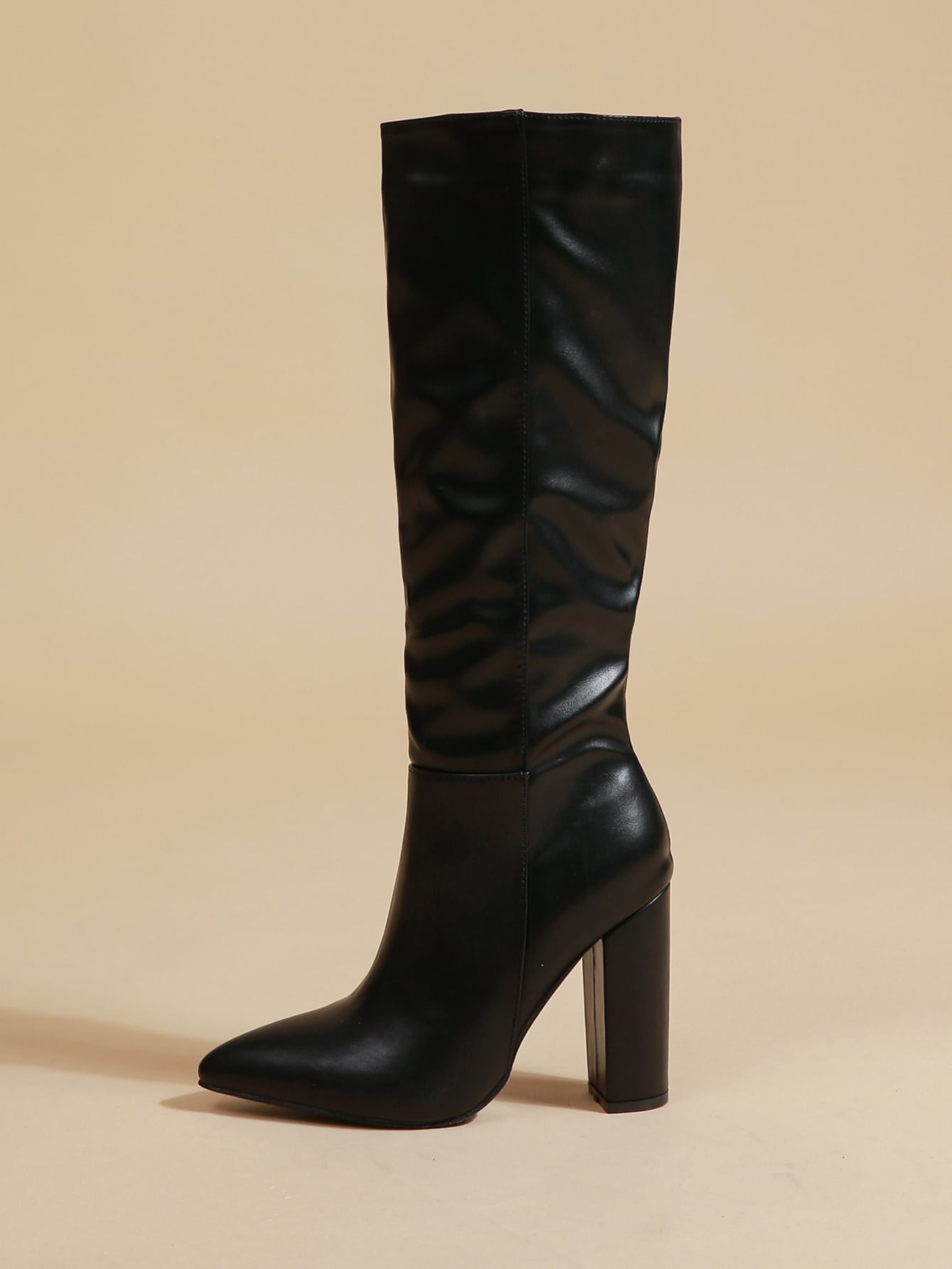 In Black Women Knee-High Boots