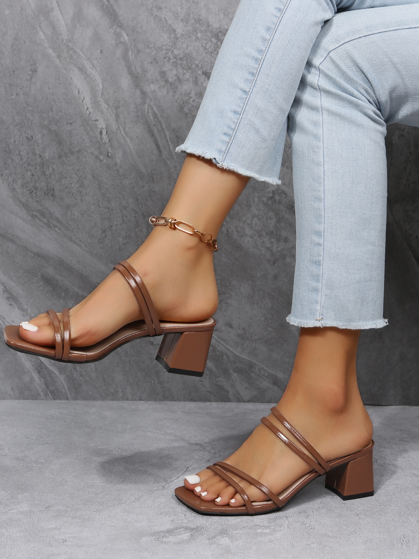 In Coffee Brown Women Heeled Sandals