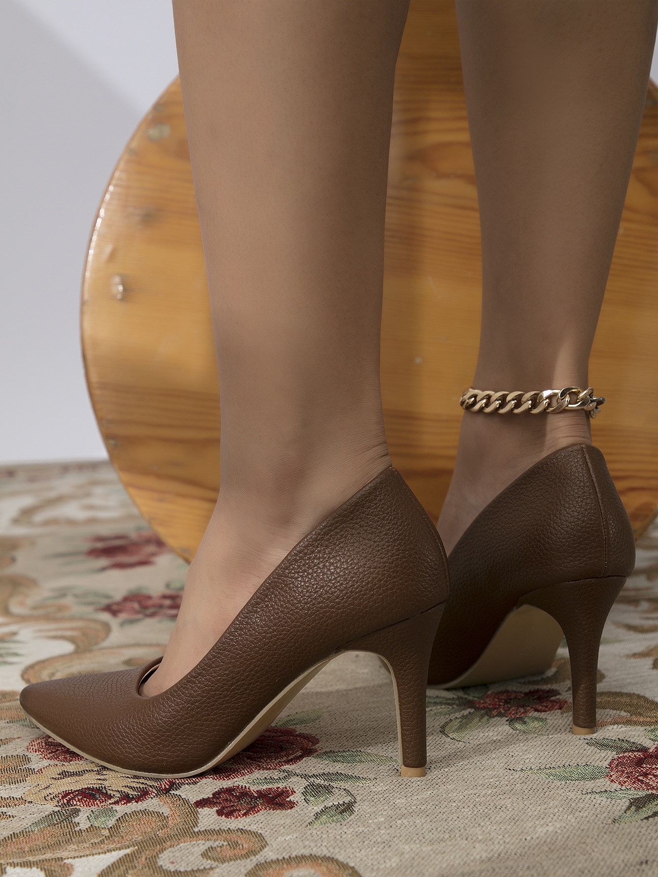 In Coffee Brown Women Pumps