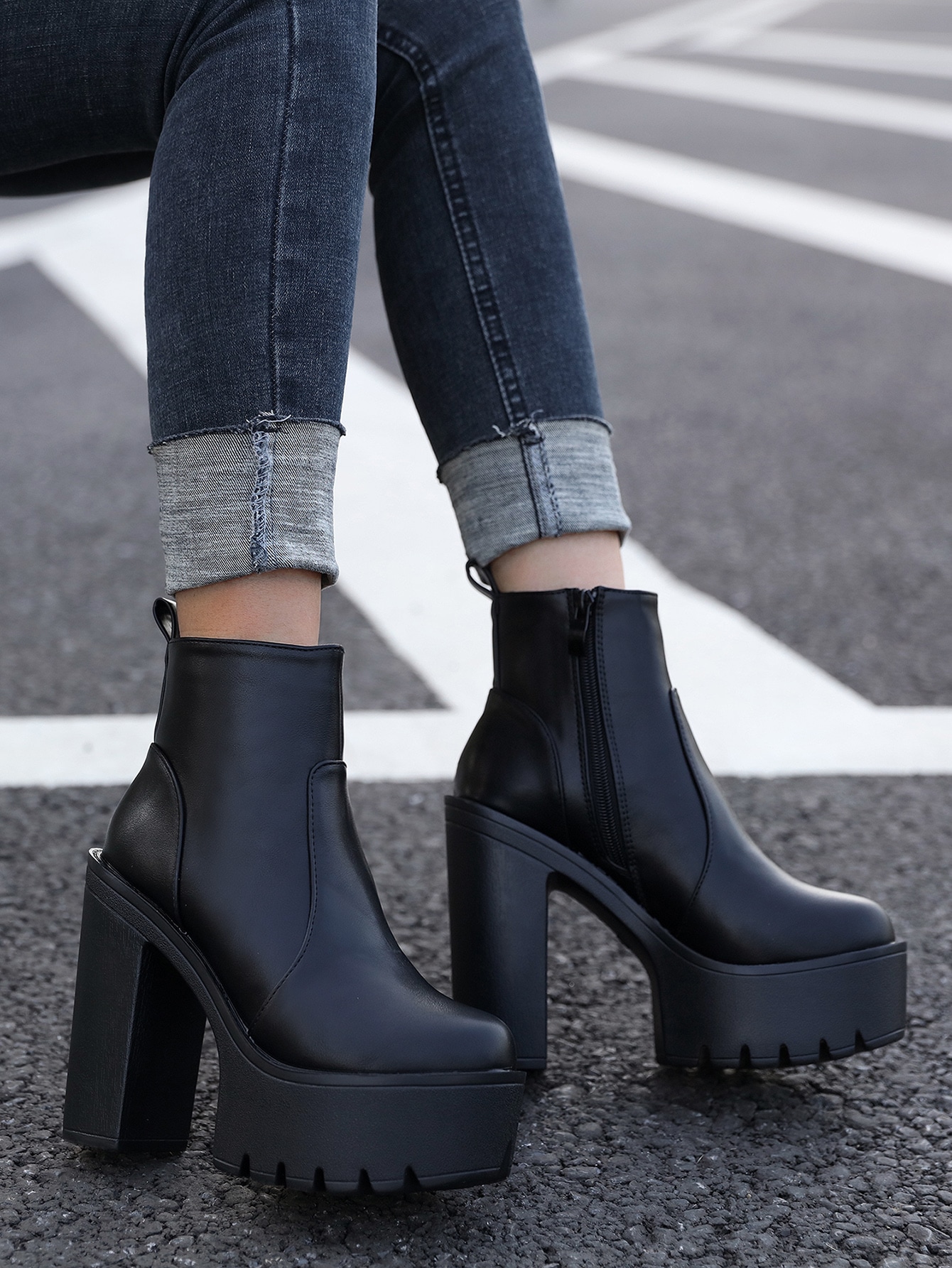 Women Ankle Boots & Booties