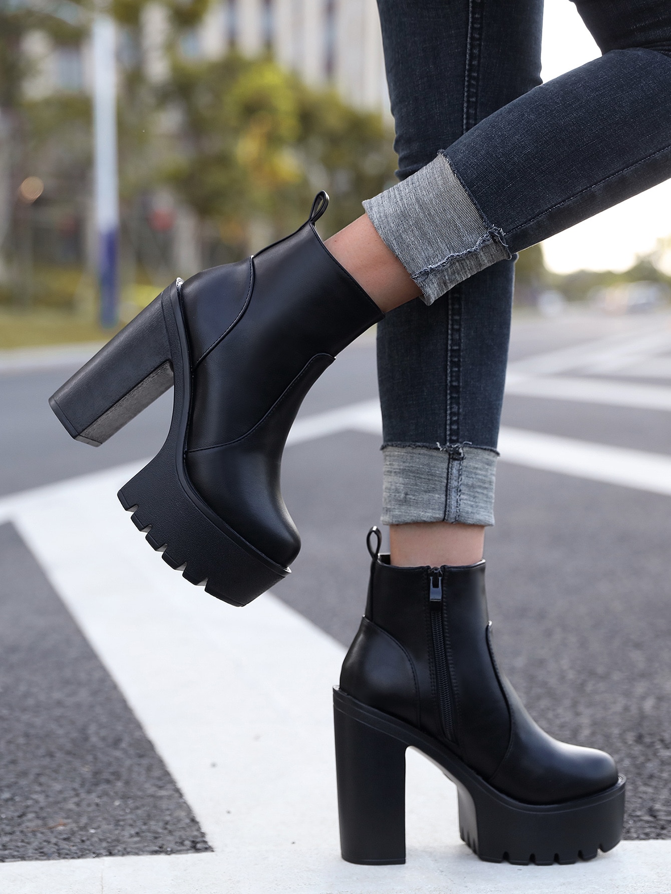 Women Ankle Boots & Booties