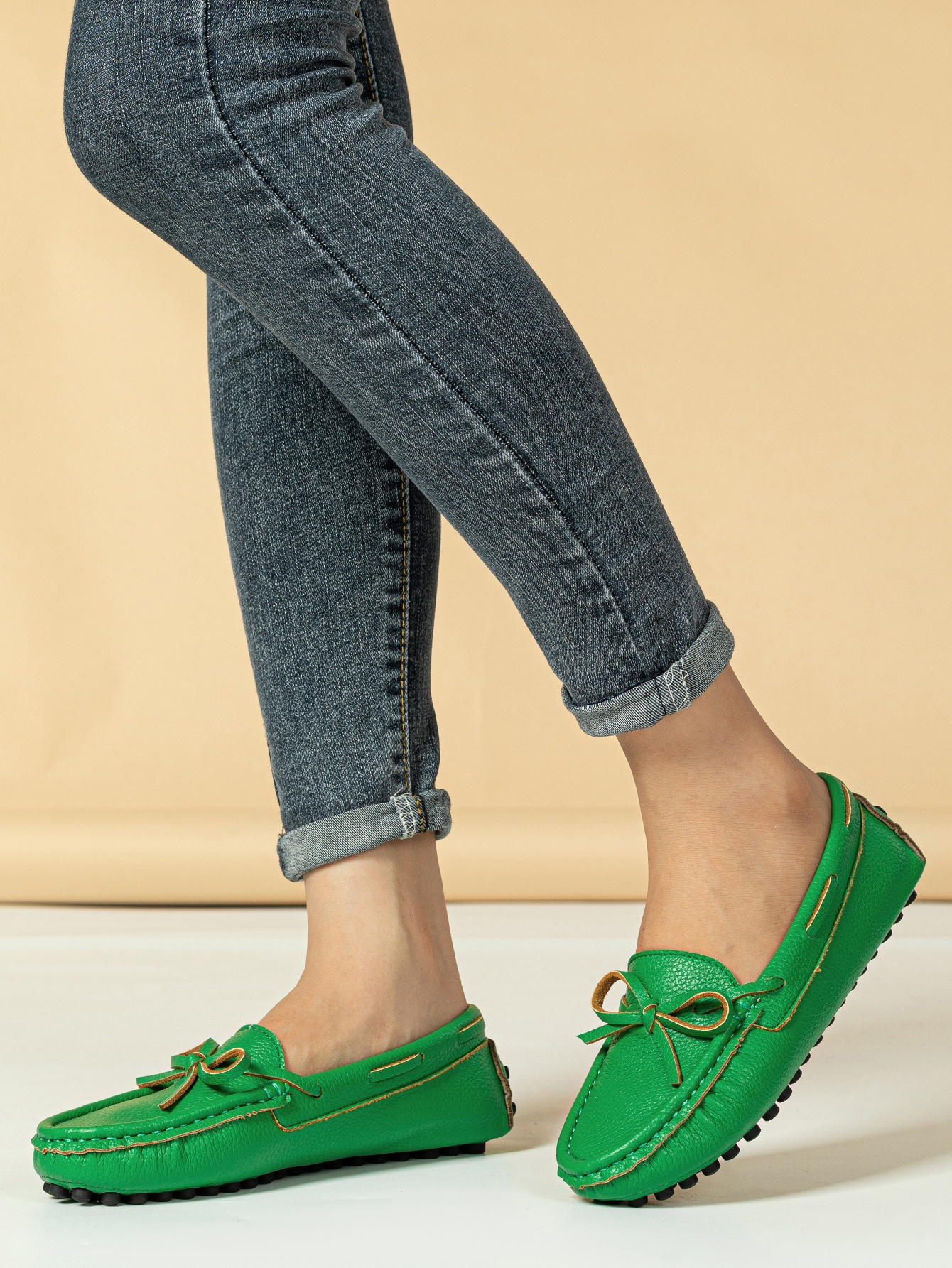 In Green Women Flats