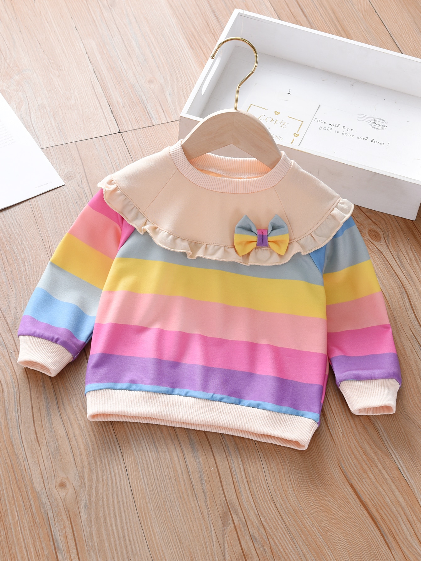 Young Girls Sweatshirts