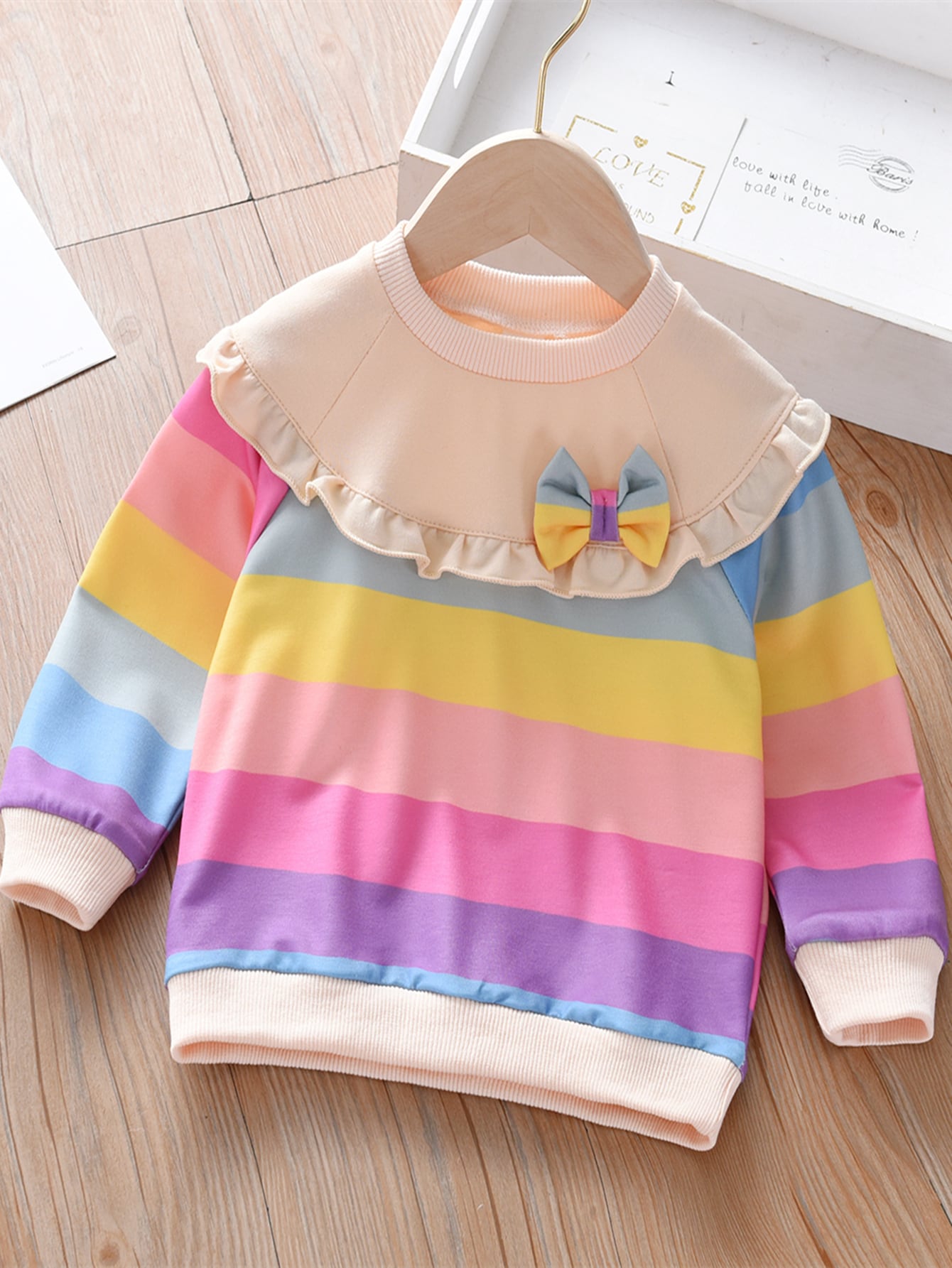 Young Girls Sweatshirts