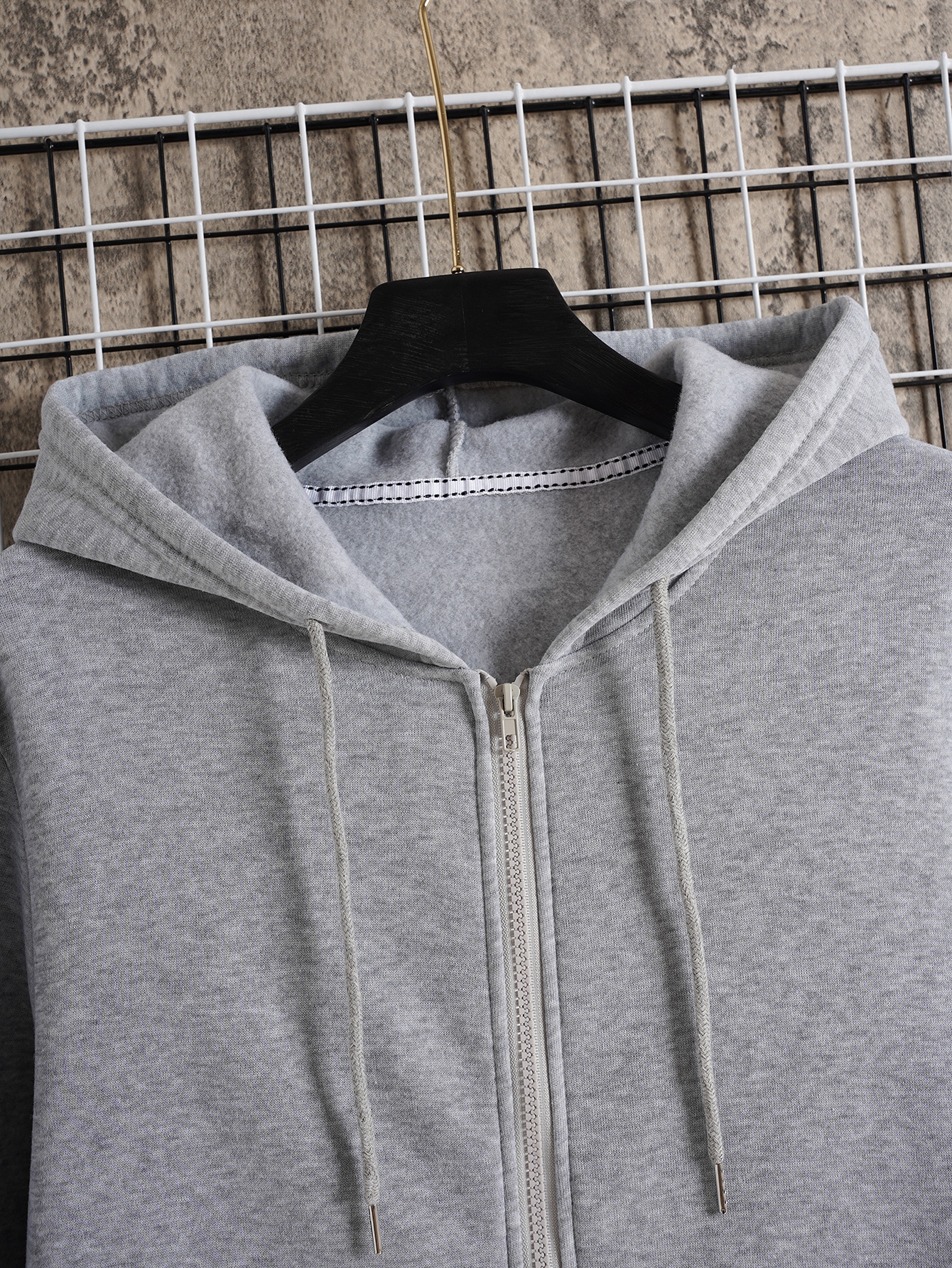 Men Hoodies & Sweatshirts