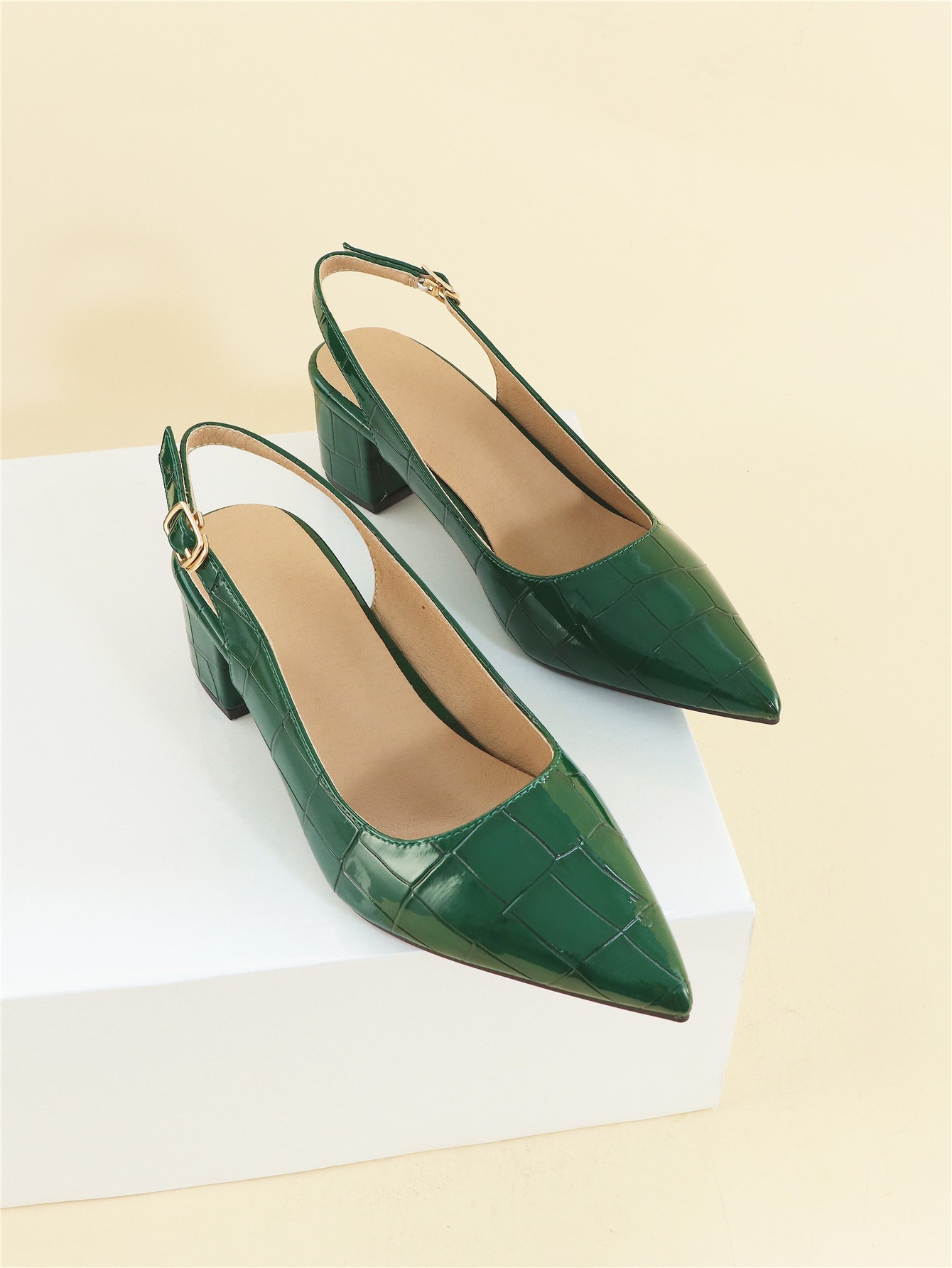 In Green Women Pumps