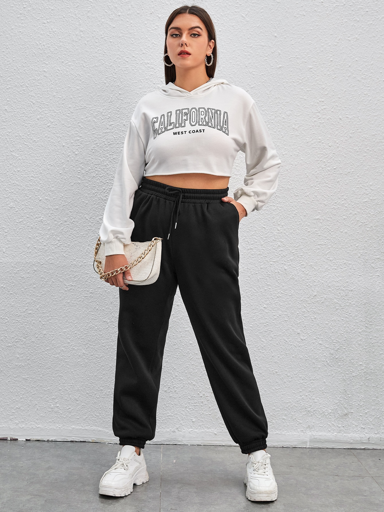 In Black Plus Size Sweatpants