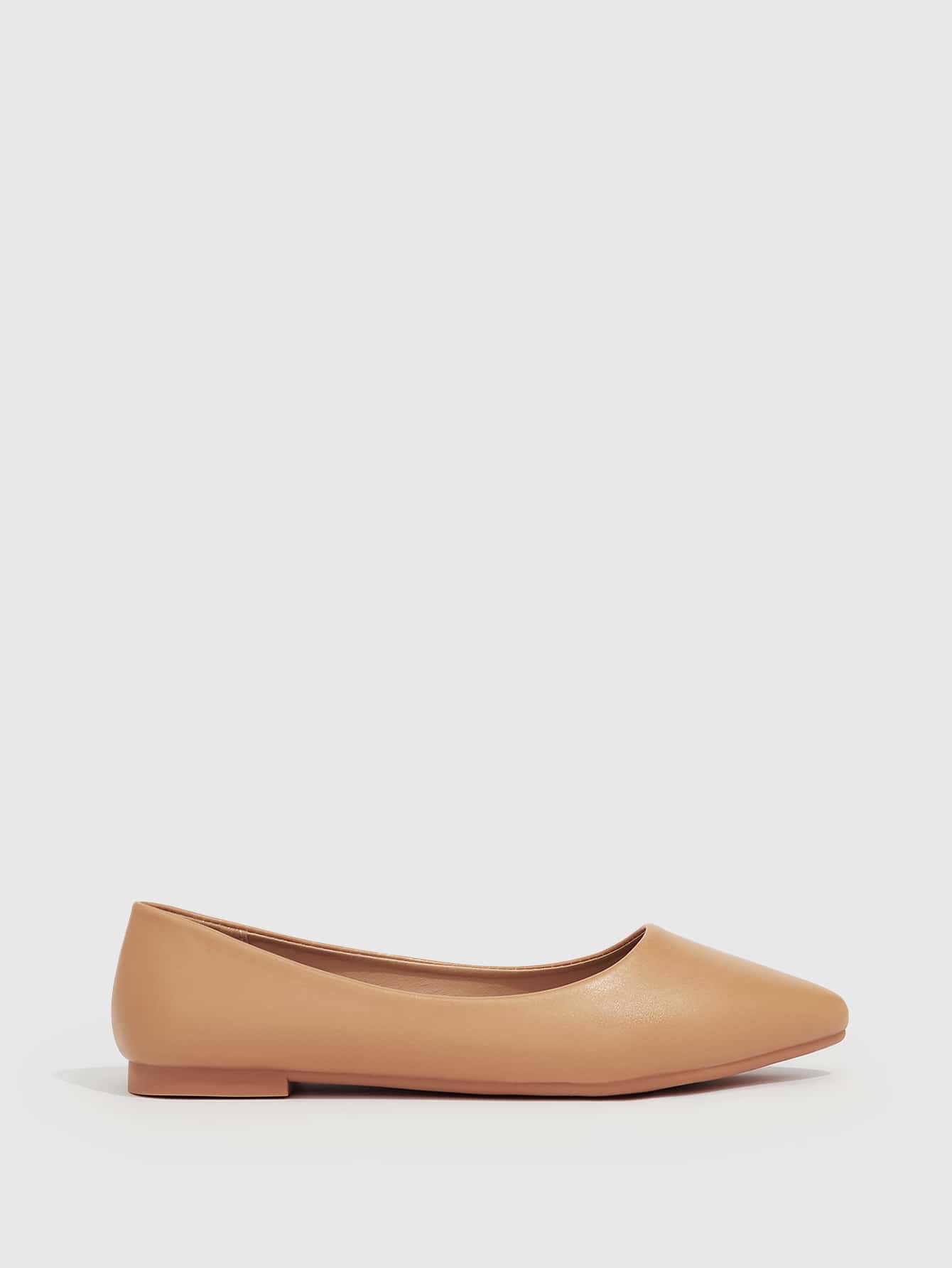 In Brown Women Flats