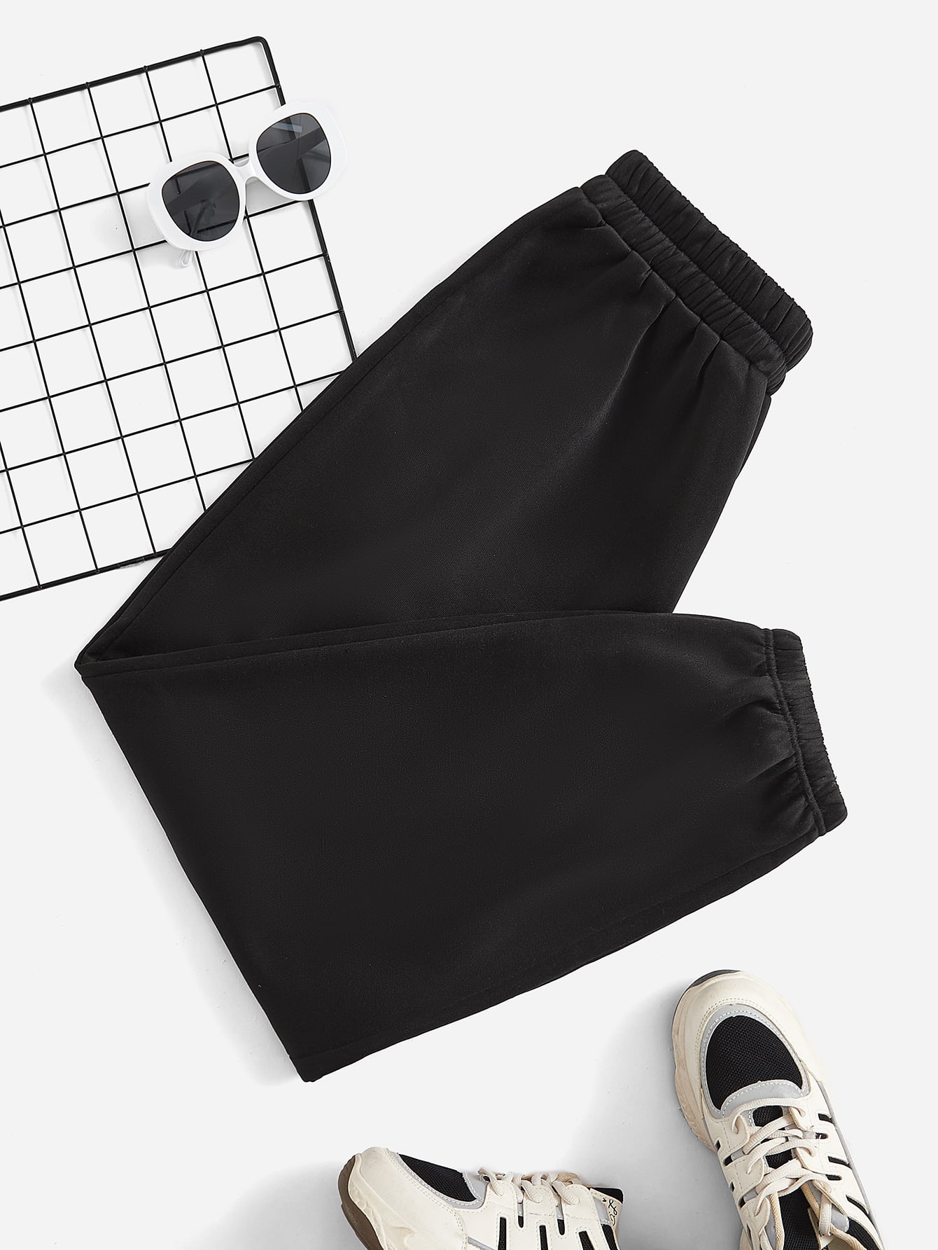 In Black Plus Size Sweatpants