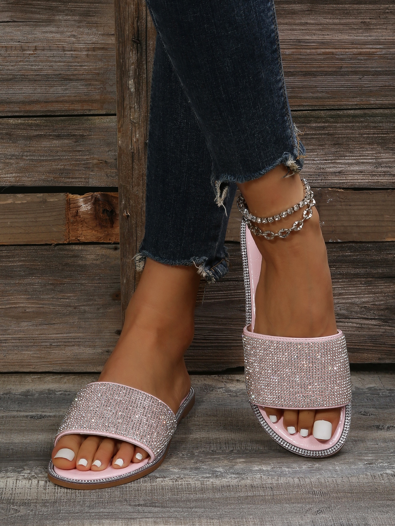 In Baby Pink Women Flat Sandals