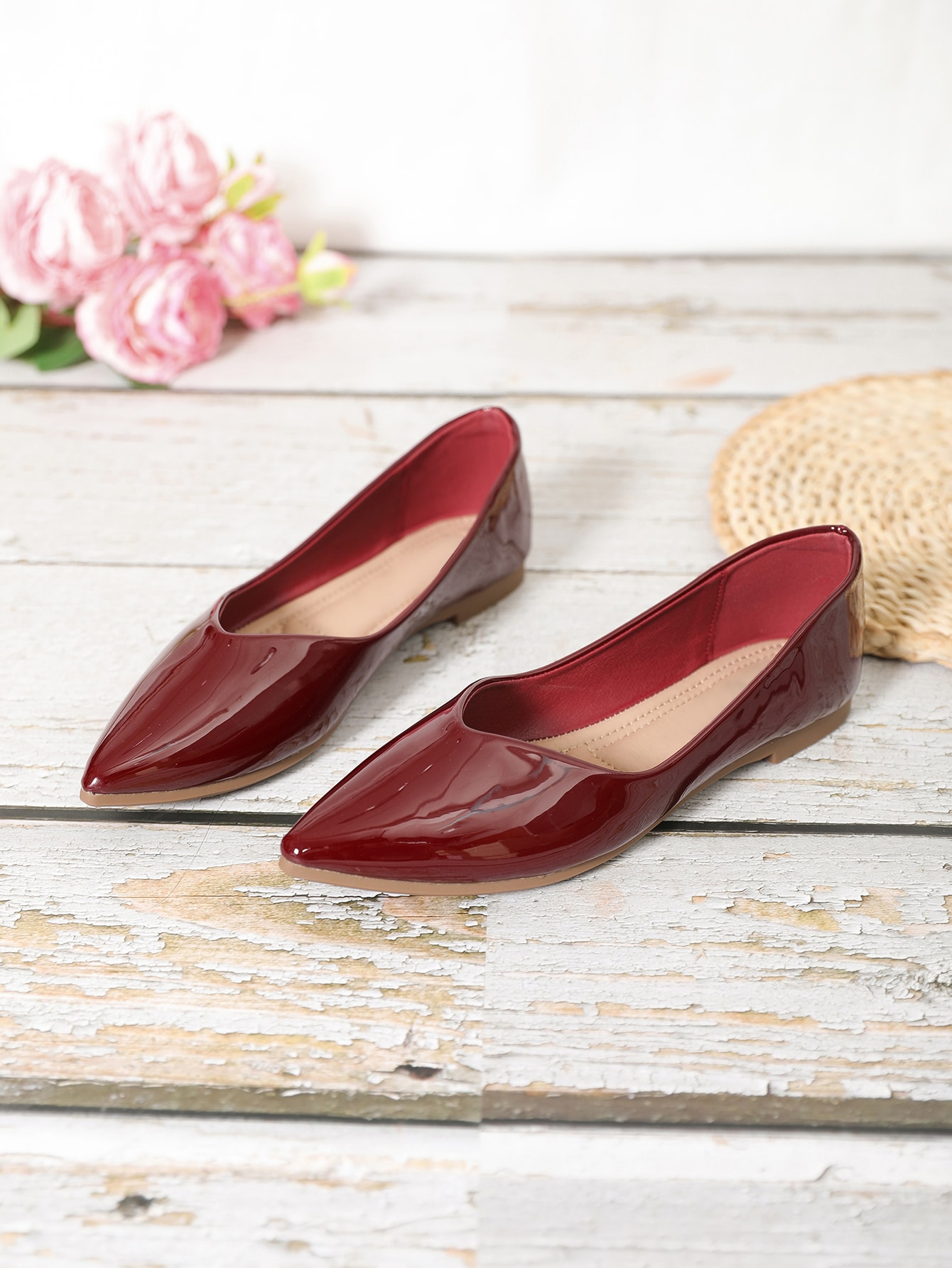 In Burgundy Women Flats