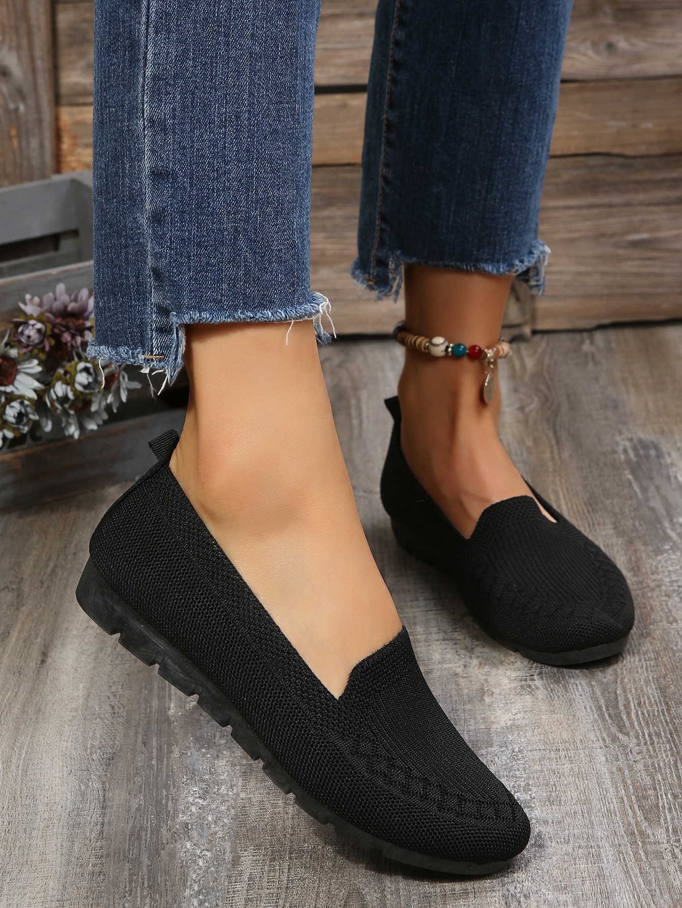 Women Flats Below $9.99