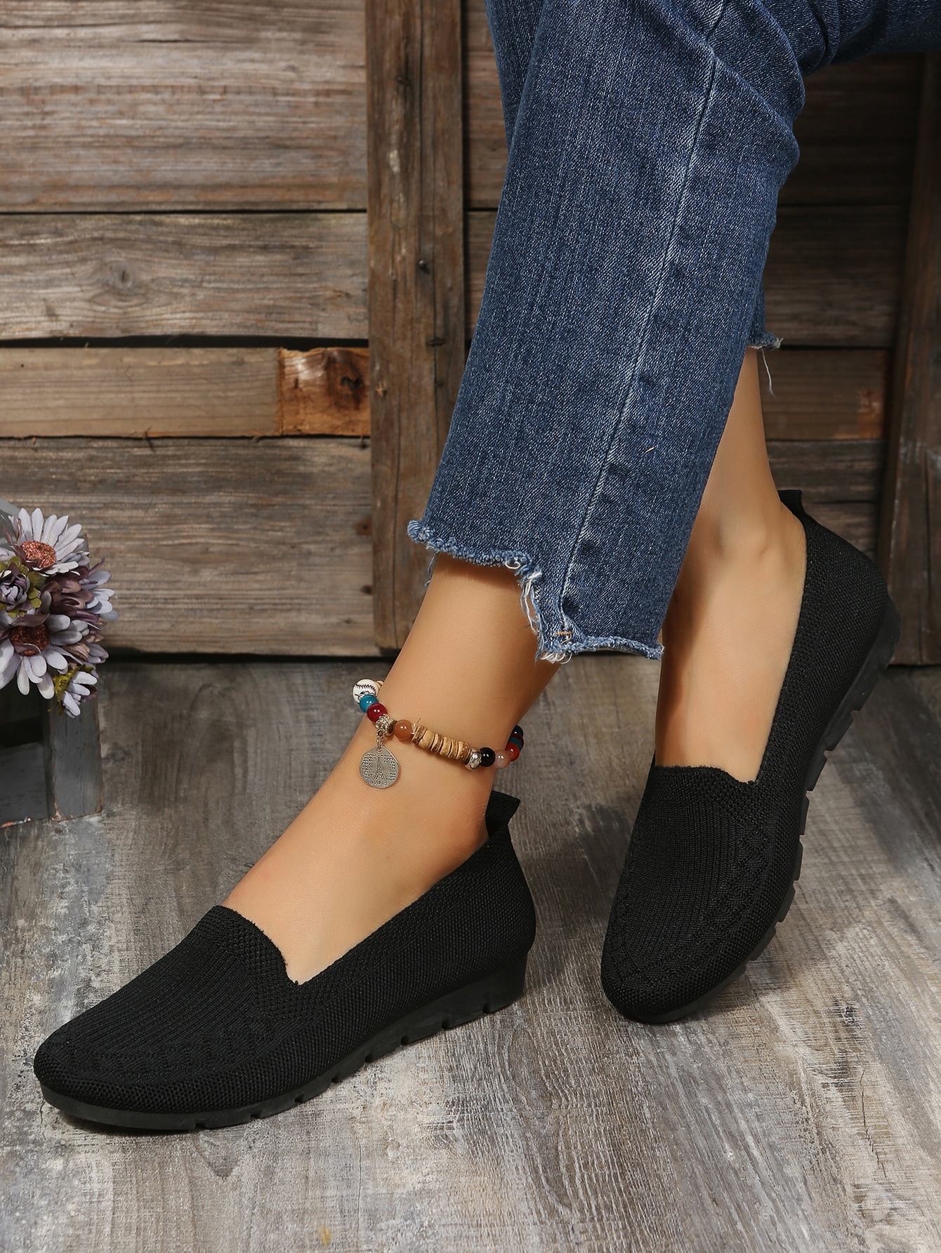 Women Flats Below $9.99