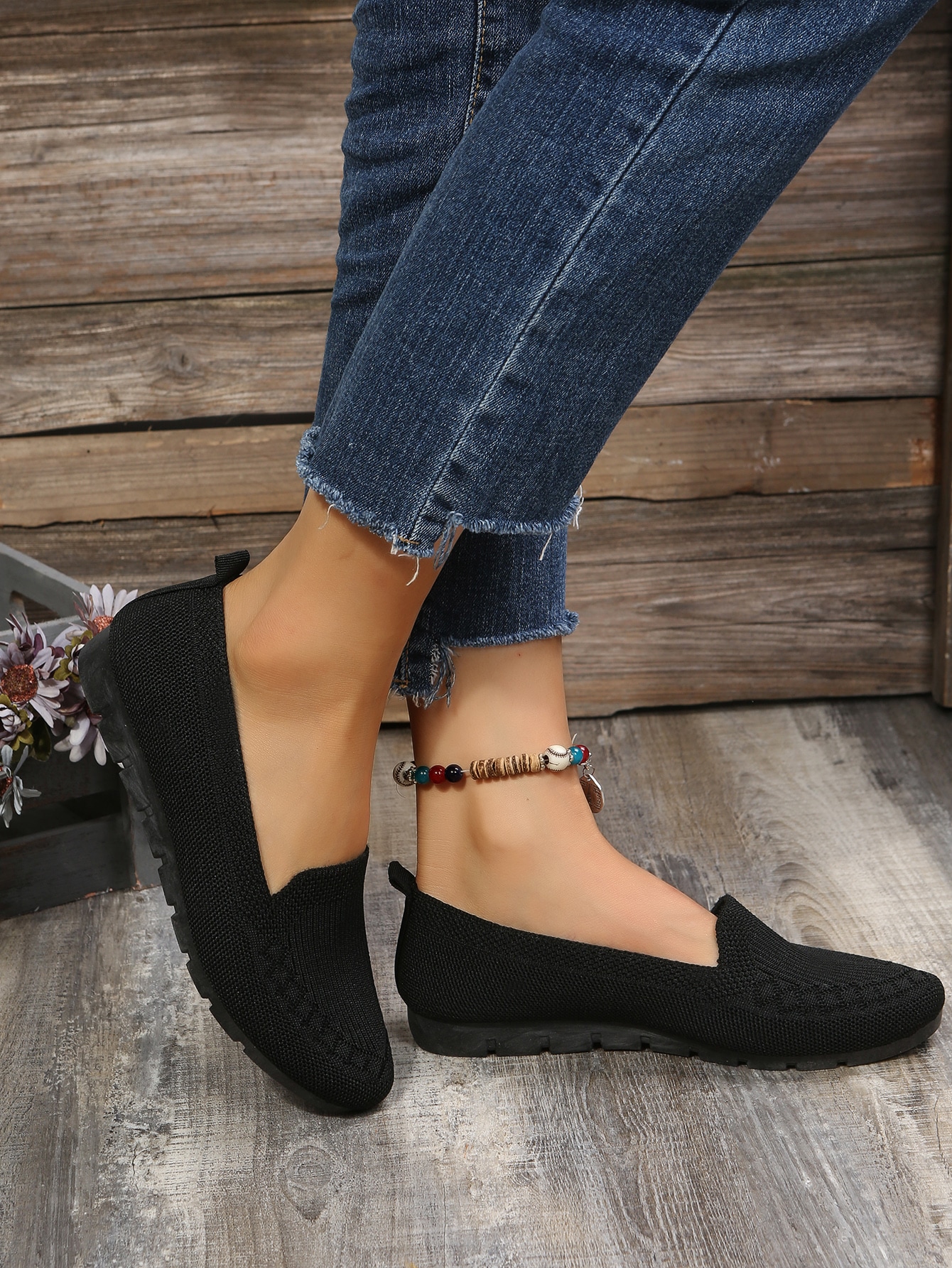 Women Flats Below $9.99