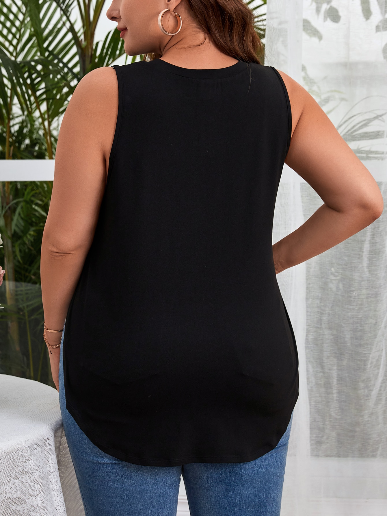 Plus Size Tank Tops & Camis