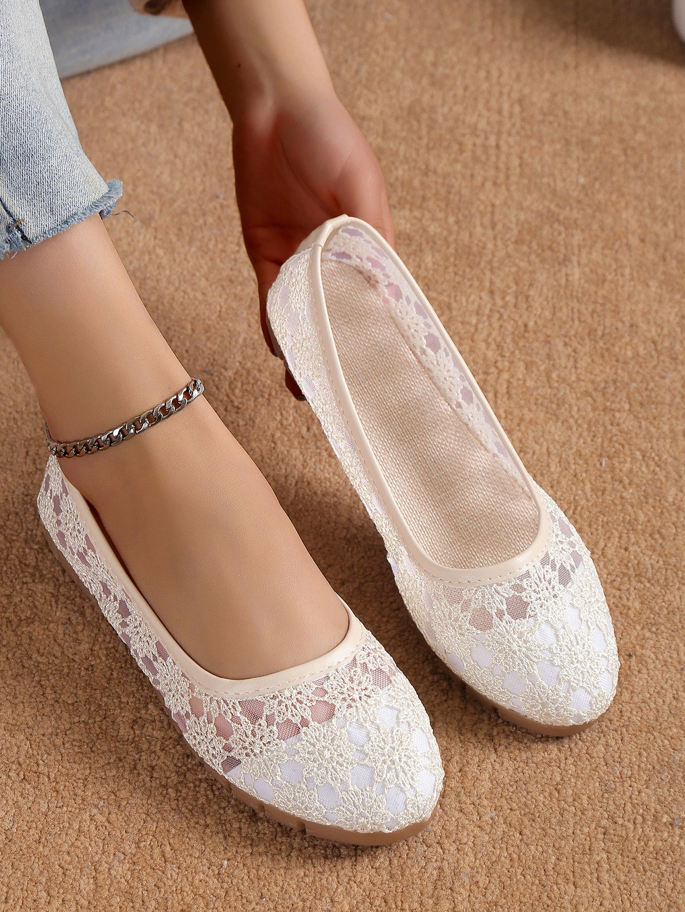 Women Flats Below $8.99