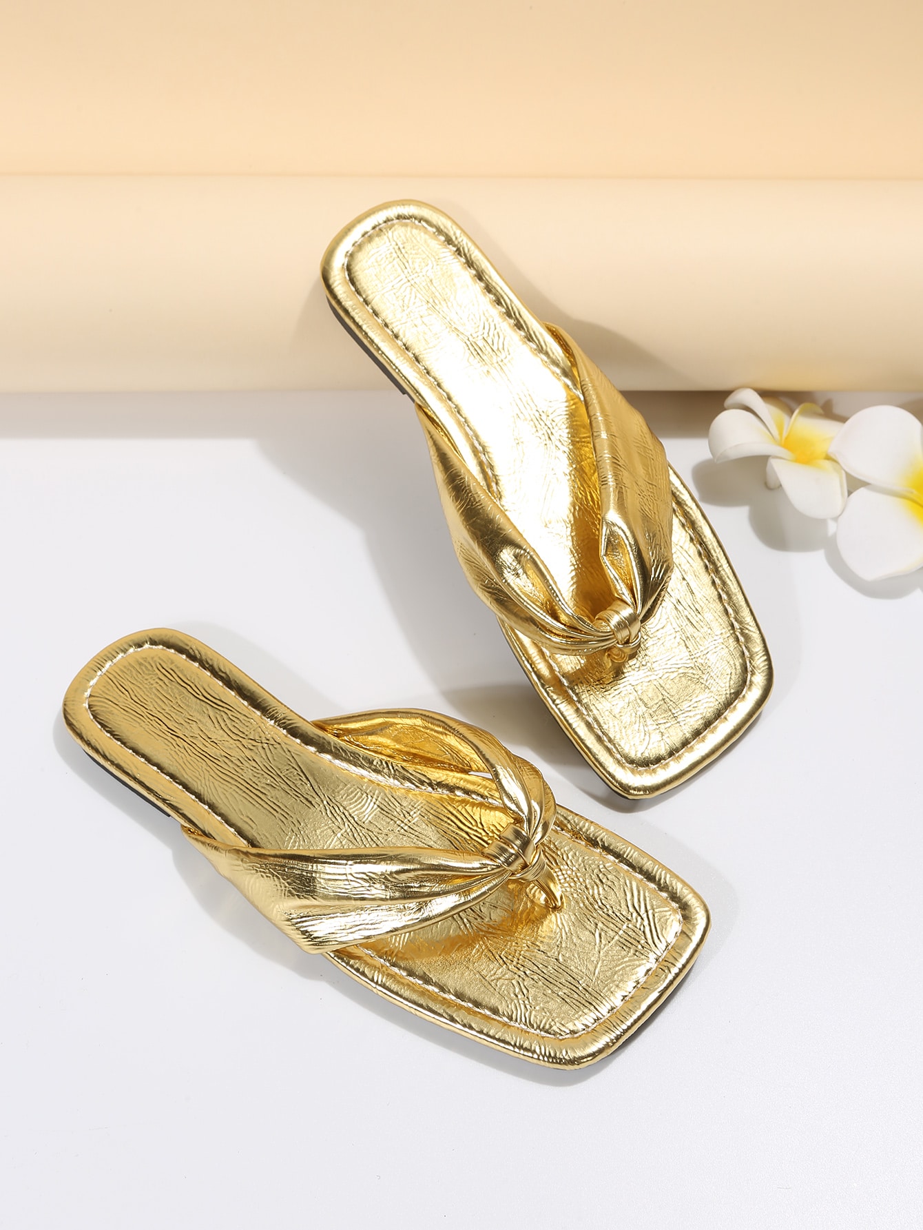 In Gold Women Shoes