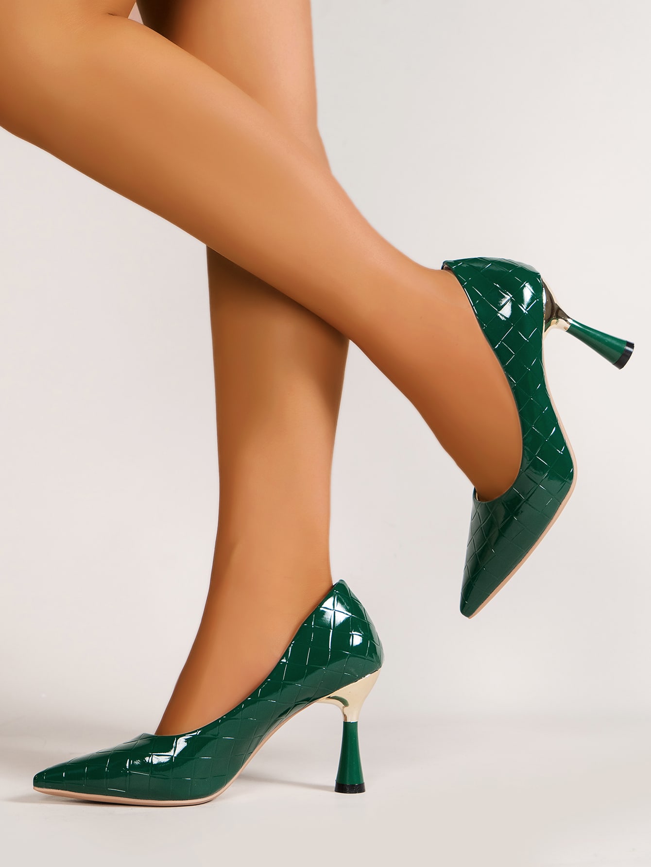 In Green Women Pumps