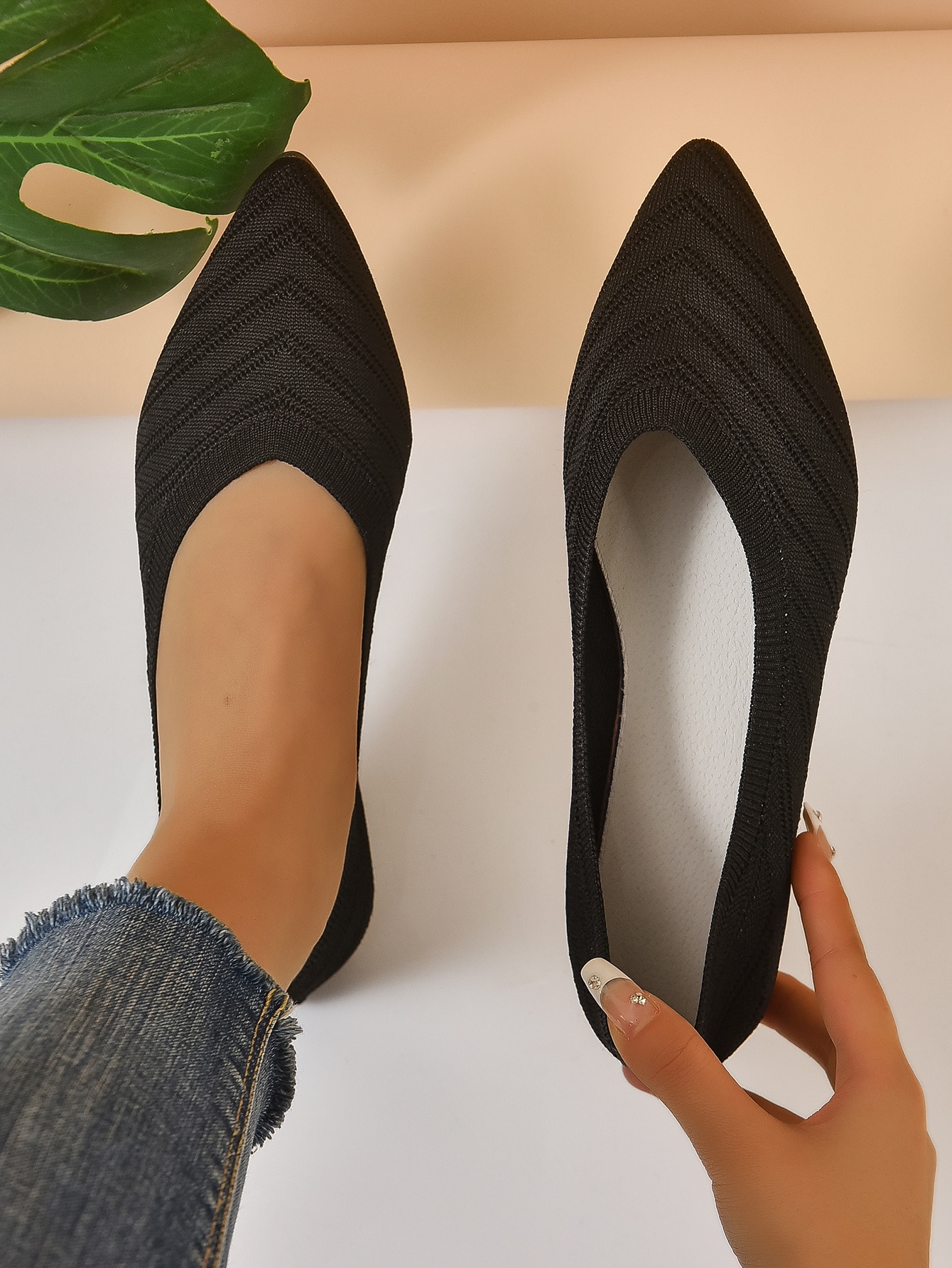 In Black Women Flats