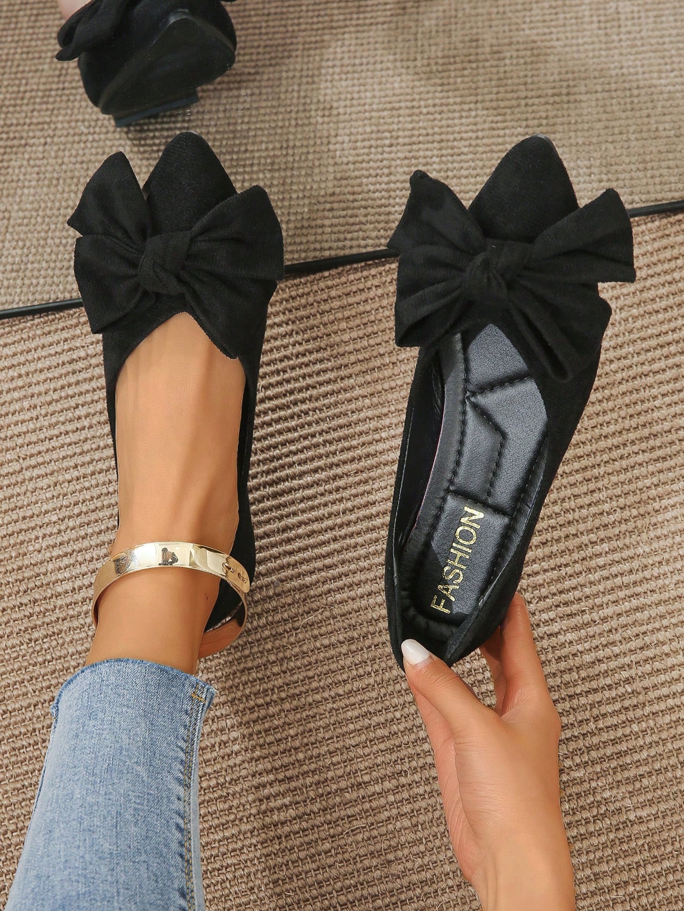 In Black Women Flats