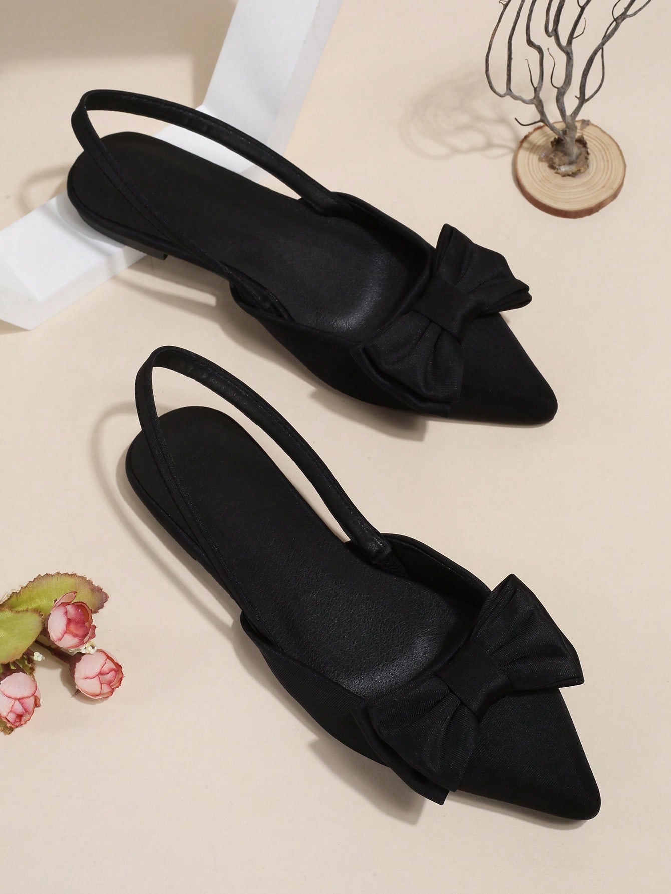 In Black Women Flats