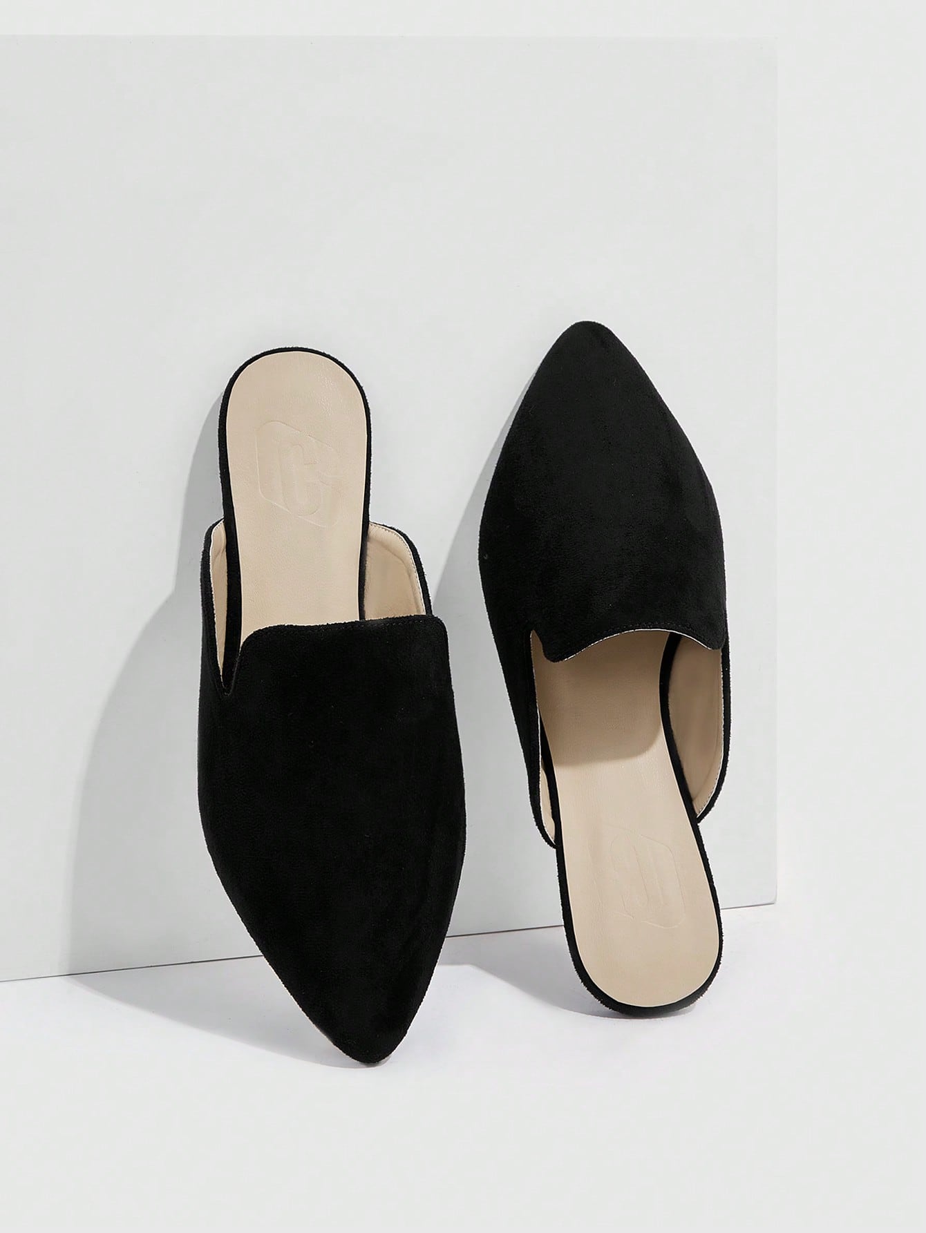 Women Flats