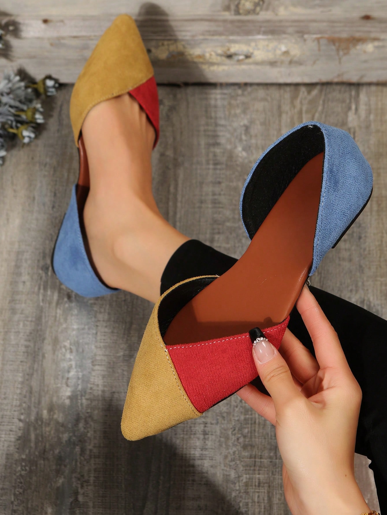 In Multicolor Women Flats