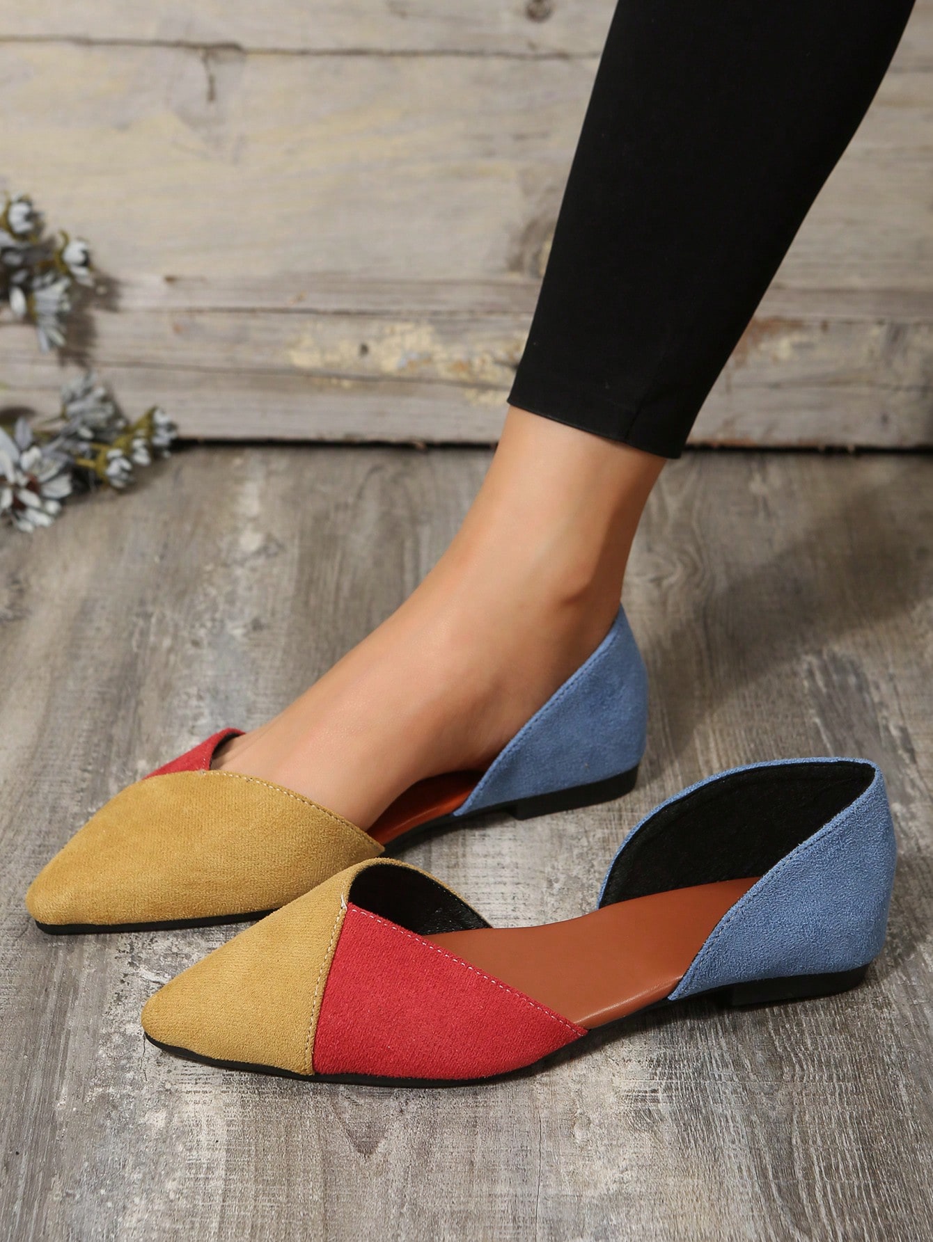 In Multicolor Women Flats