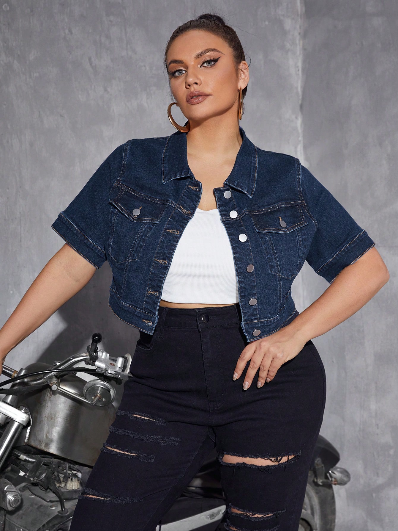 In Short Sleeve Plus Size Denim Jackets