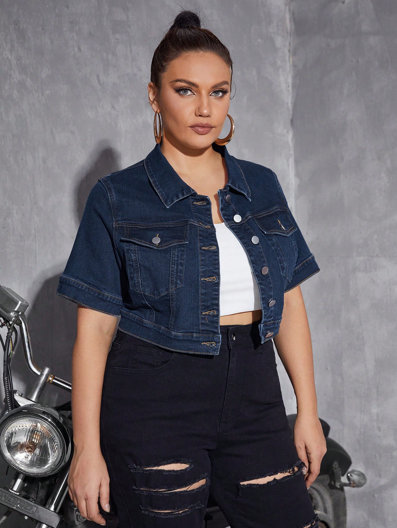 In Short Sleeve Plus Size Denim Jackets