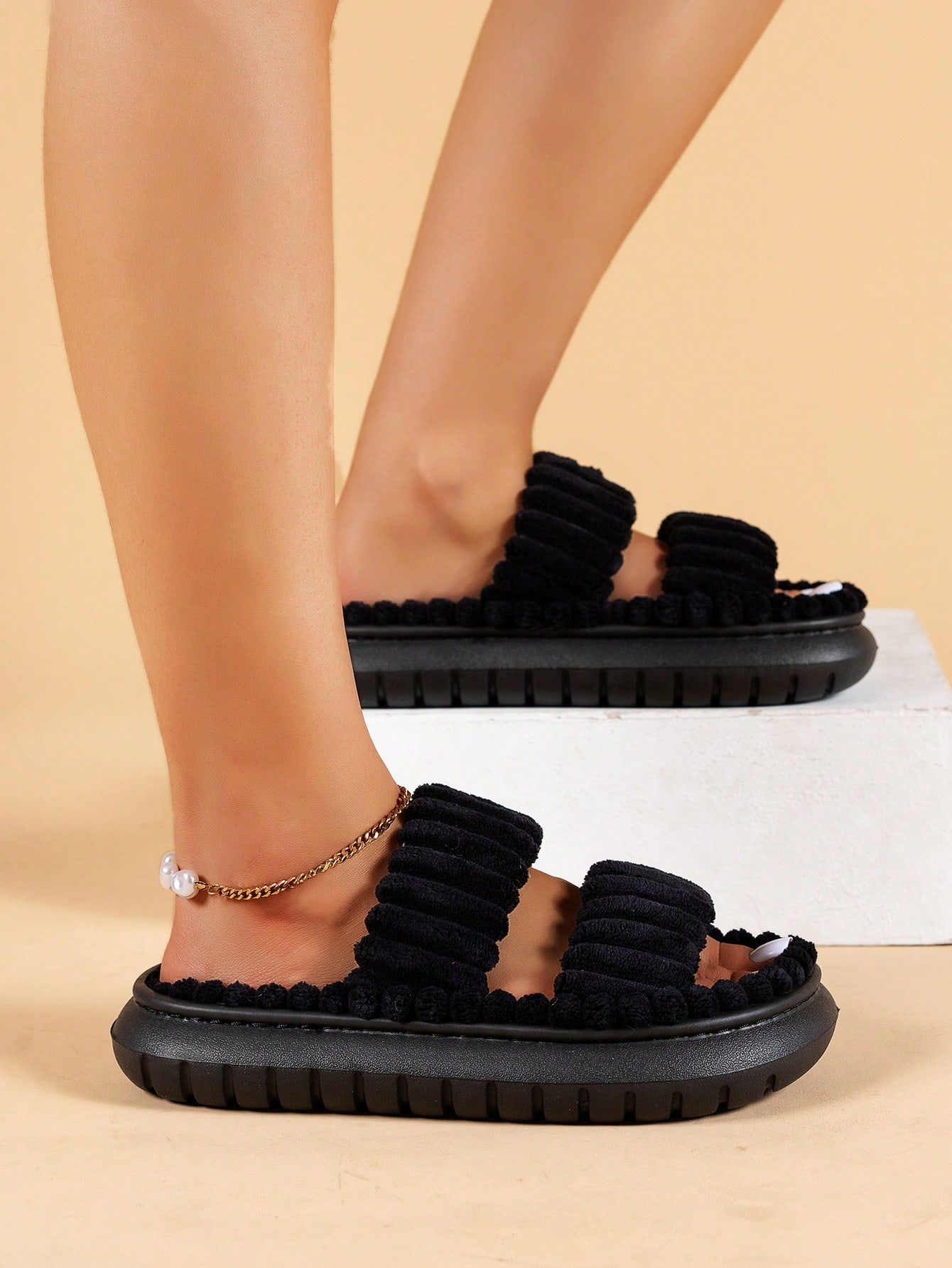 In Black Women Home Slippers