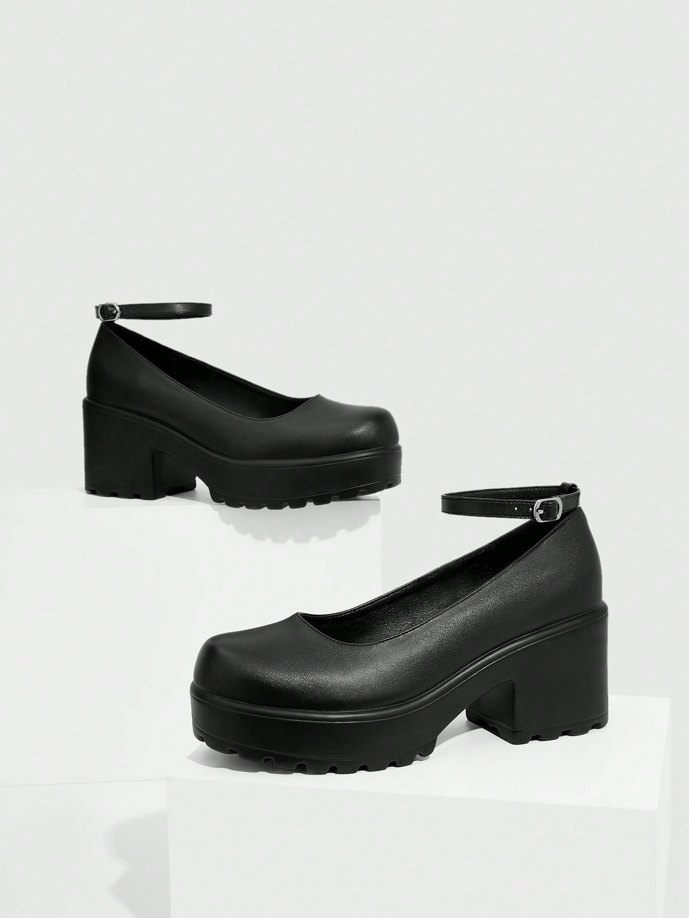 In Black Women Wedges & Flatform