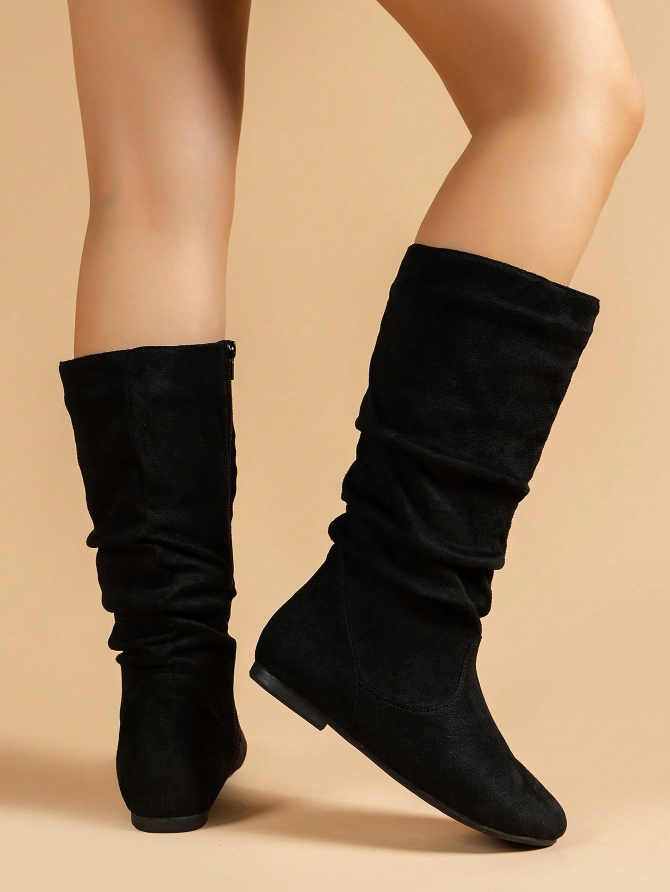 In Black Women Knee-High Boots